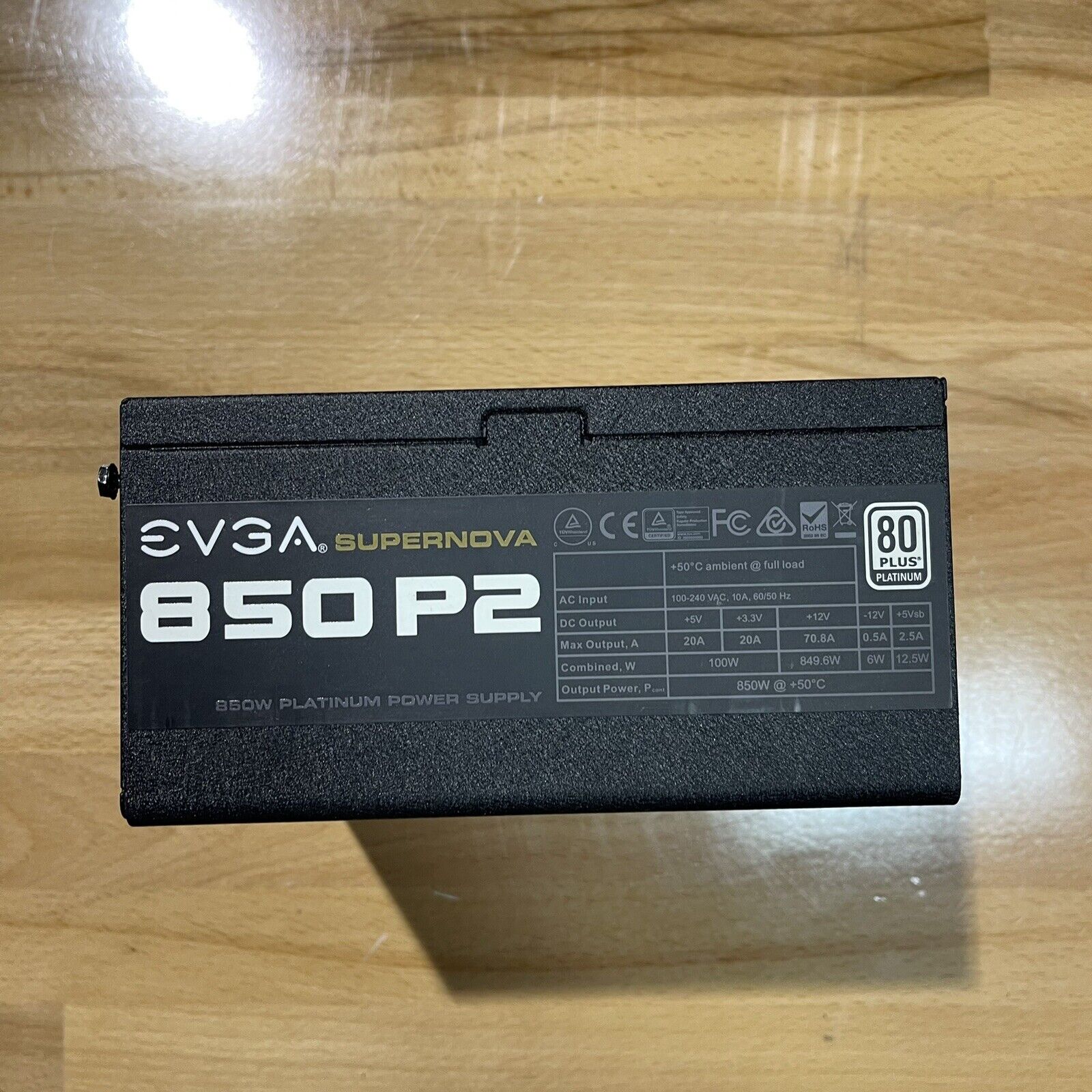 EVGA SuperNOVA 850 P2, 80+ PLATINUM 850W Black 220-P2-0850