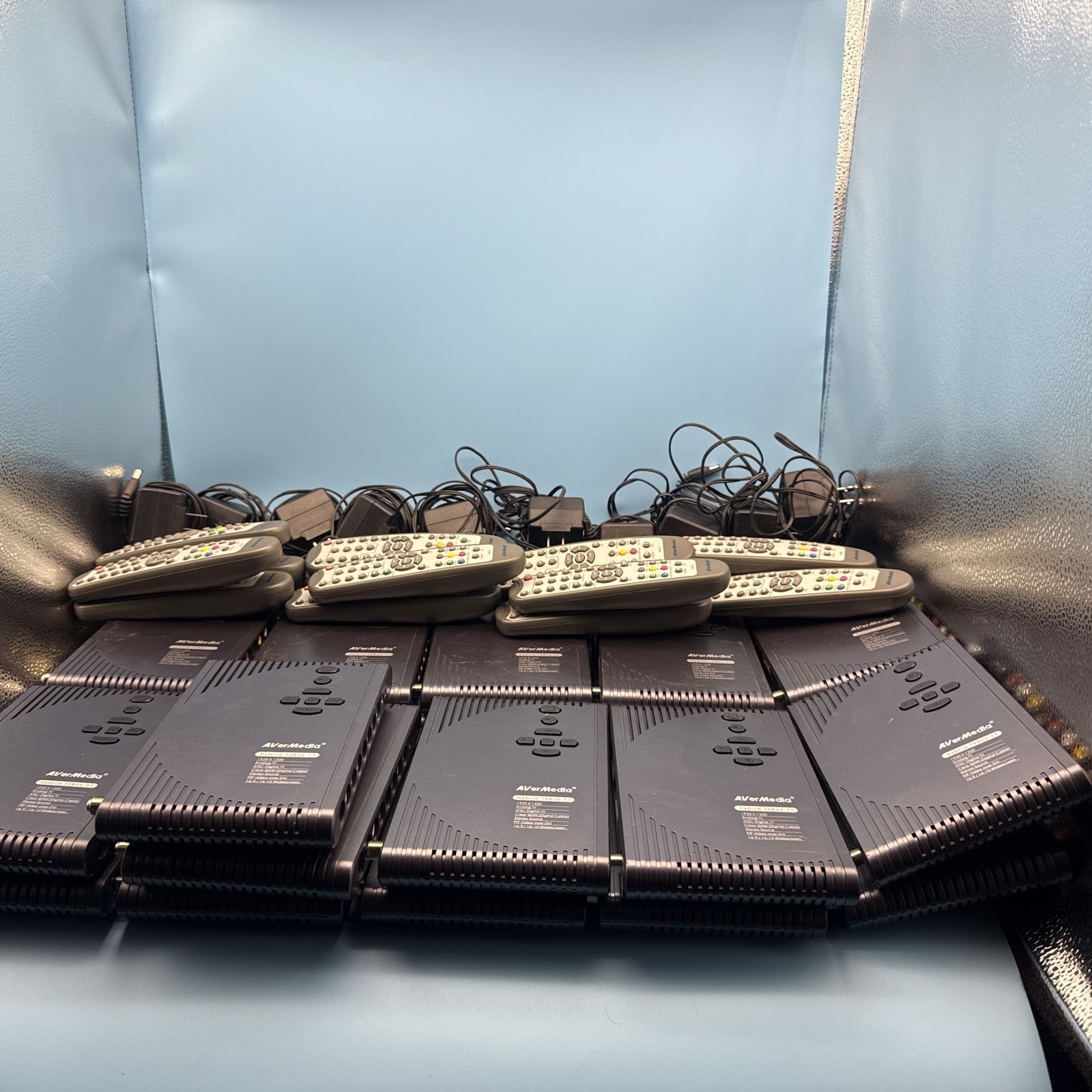 Lot Of 21 AVerMedia AVerTV Hybrid TVBox 11 Model: A200 W/19 Adapters & 14 Remote Lot Of 21 AVerMedia AVerTV Hybrid TVBox 11 Model: A200 W/19 Adapters & 14 Remote