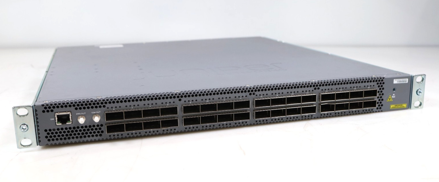 Juniper QFX5200-32C-AFI 32-Port 100GbE QSFP28 Switch Dual PSU Back-to-Front Juniper QFX5200-32C-AFI 32-Port 100GbE QSFP28 Switch Dual PSU Back-to-Front