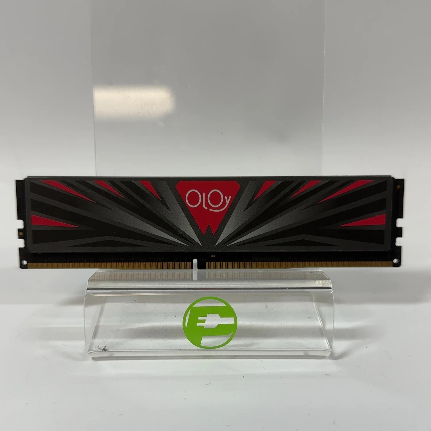 OLOy MD4U083016BBSA 8GB (1x8GB) RAM DDR4 3000MHz OLOy MD4U083016BBSA 8GB (1x8GB) RAM DDR4 3000MHz
