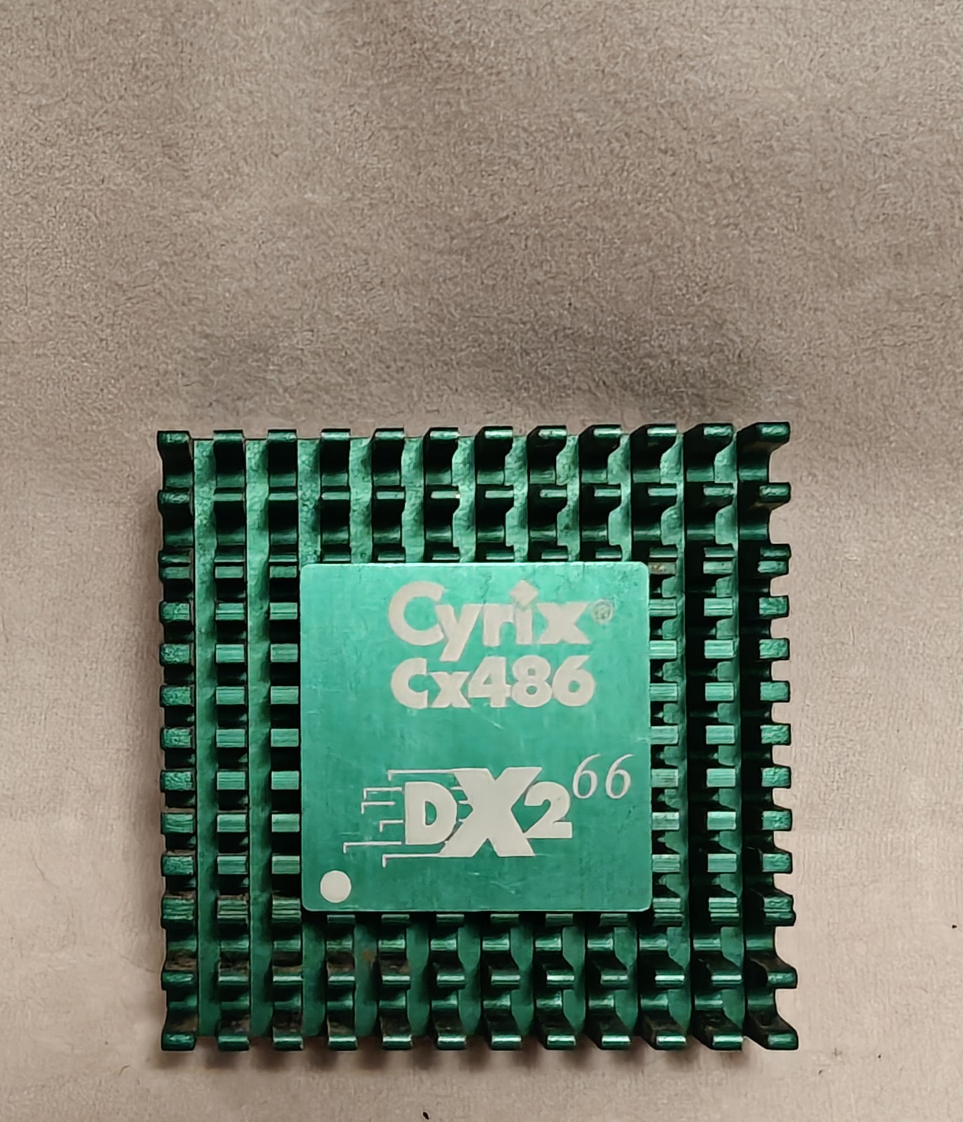 Cyrix Cx486DX2-66 A6FT528B 66MHz Socket 3 Ceramic Gold Vintage CPU Processor