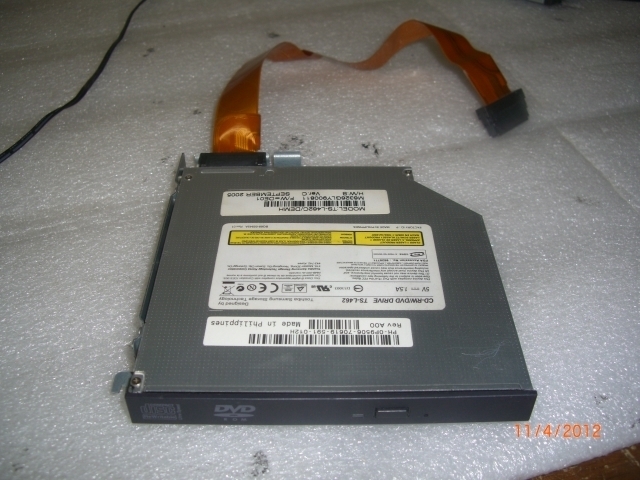 SAMSUNG 0P9506 CD-RW/DVD DRIVE TS-L462 WITH CABLE SAMSUNG 0P9506 CD-RW/DVD DRIVE TS-L462 WITH CABLE