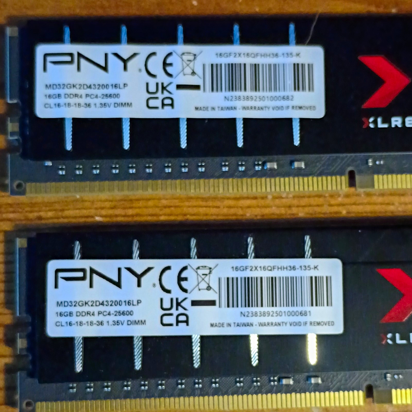 PNY XLR8 32GB (2x16GB) DDR4-3200 PC4-25600 288-Pin DIMM Unbuffered PNY XLR8 32GB (2x16GB) DDR4-3200 PC4-25600 288-Pin DIMM Unbuffered