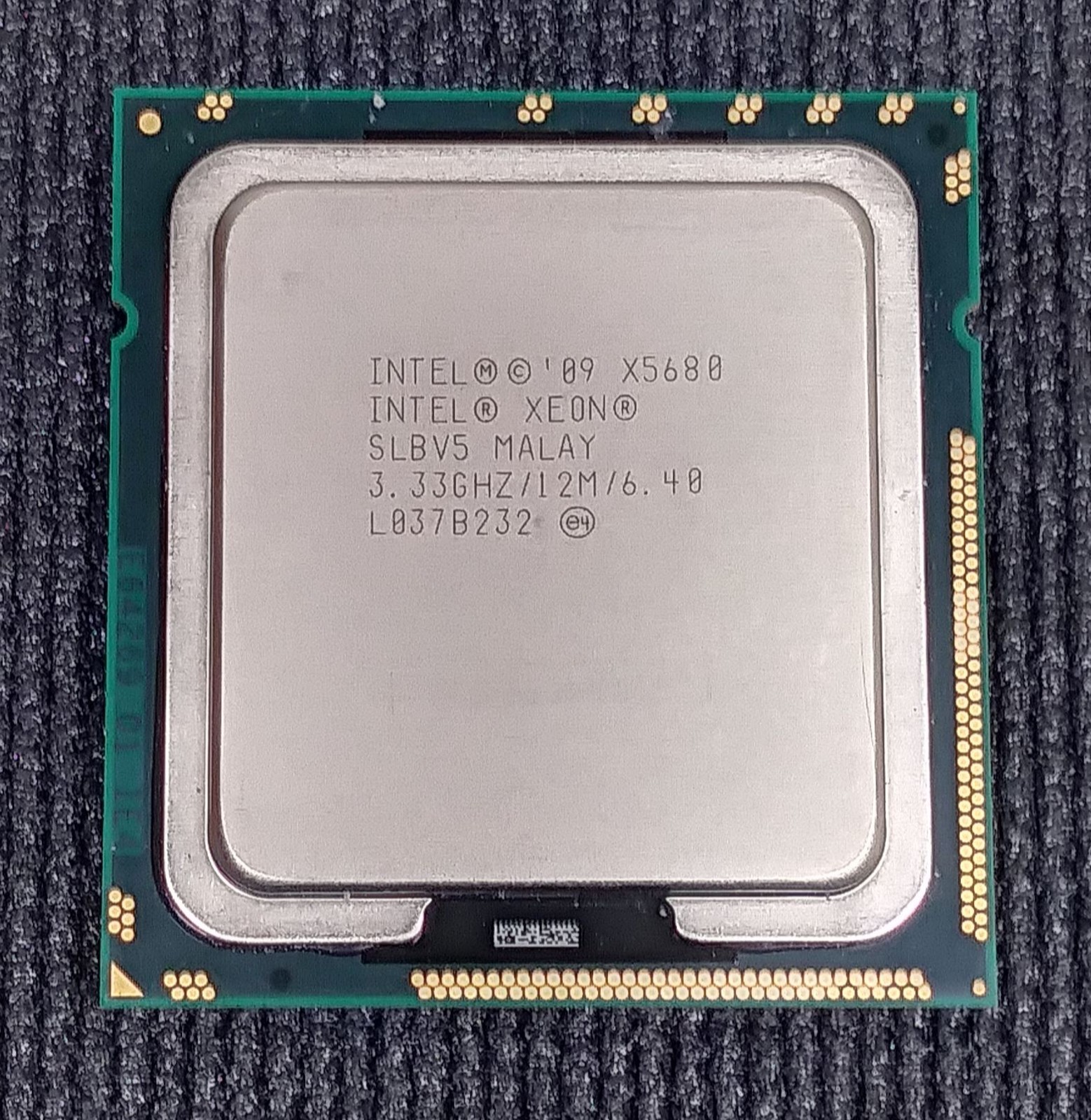 Lot of 2 Intel Xeon X5680 3.33GHz 6-Core 12MB LGA1366 Server CPU SLBV5 Pair