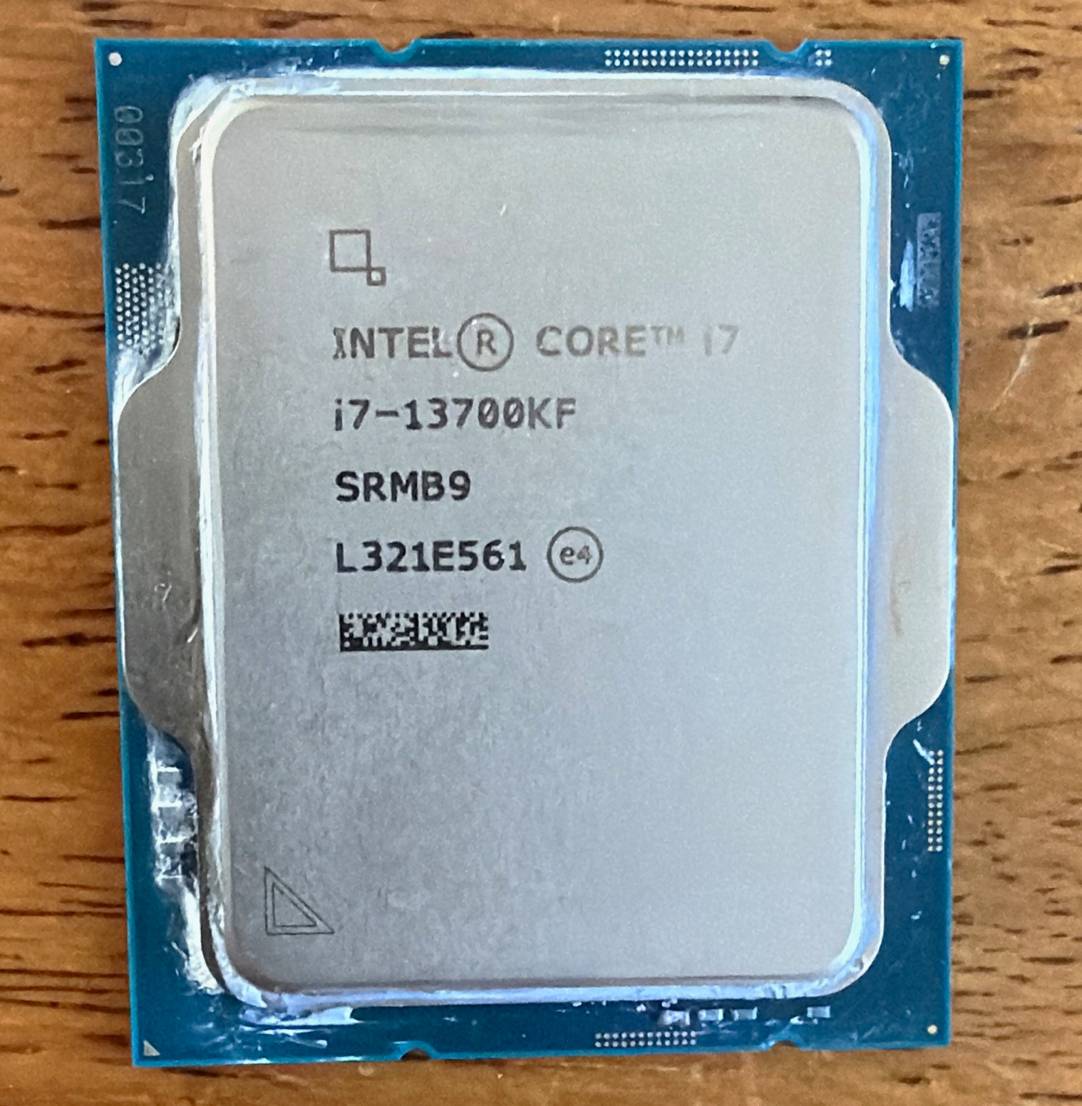 Intel Core i7-13700KF 16-Core 3.40GHz LGA1700 Desktop CPU SRMB9 Intel Core i7-13700KF 16-Core 3.40GHz LGA1700 Desktop CPU SRMB9
