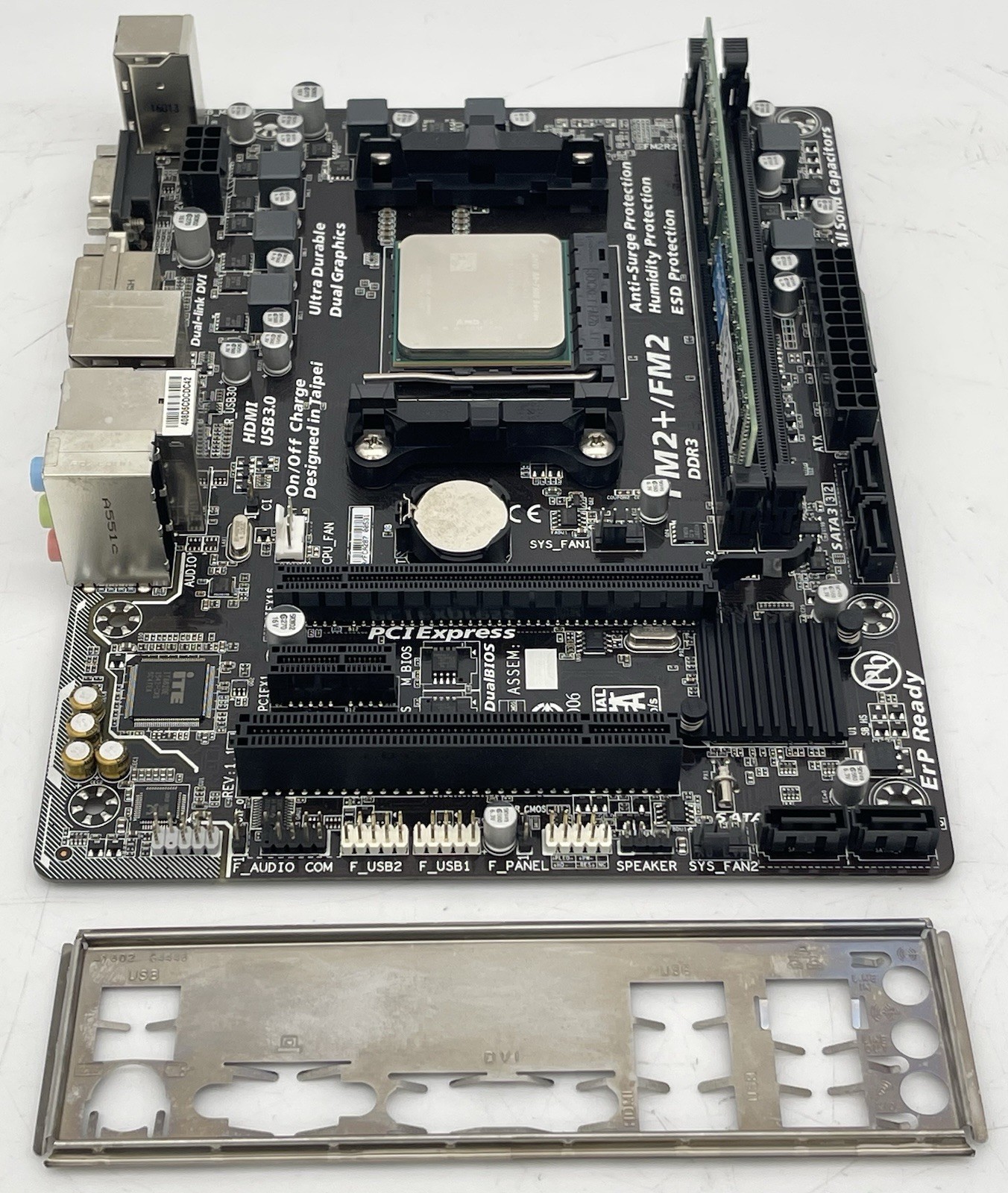 Gigabyte GA-F2A68HM-HD2 Motherboard w/ AMD A8-7600 Series 3.1GHz CPU 4GB RAM IO Gigabyte GA-F2A68HM-HD2 Motherboard w/ AMD A8-7600 Series 3.1GHz CPU 4GB RAM IO