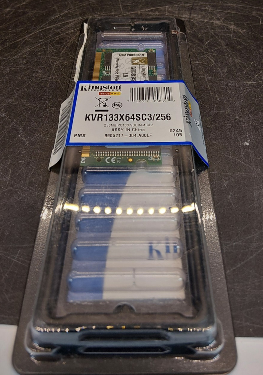 Kingston KVR133X64SC3/256 256MB PC133 SDRAM Kingston KVR133X64SC3/256 256MB PC133 SDRAM