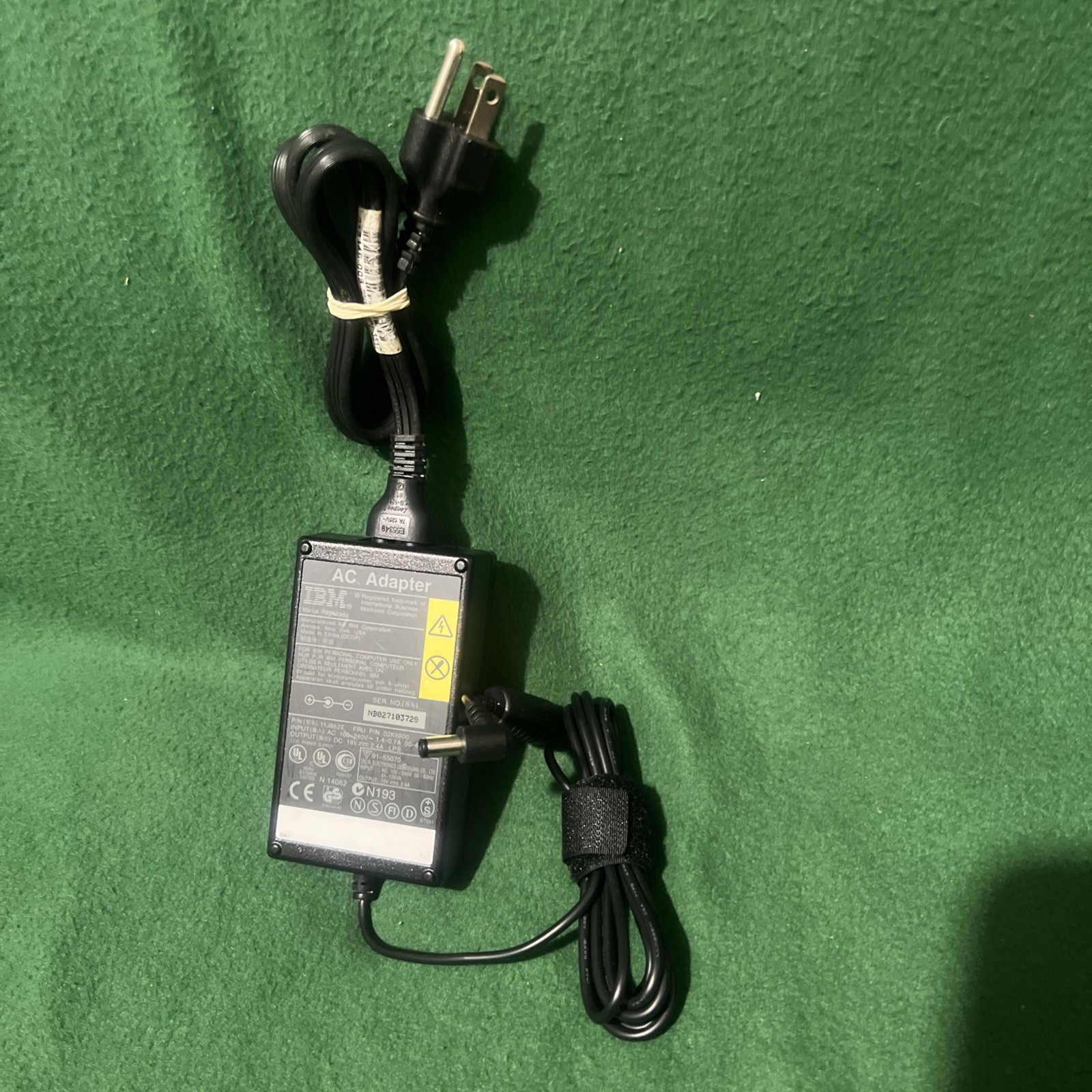 ⭐️Vintage IBM AC Adapter 16V 2.2A⭐️Model 12J1447⭐️RARE⭐️ ⭐️Vintage IBM AC Adapter 16V 2.2A⭐️Model 12J1447⭐️RARE⭐️