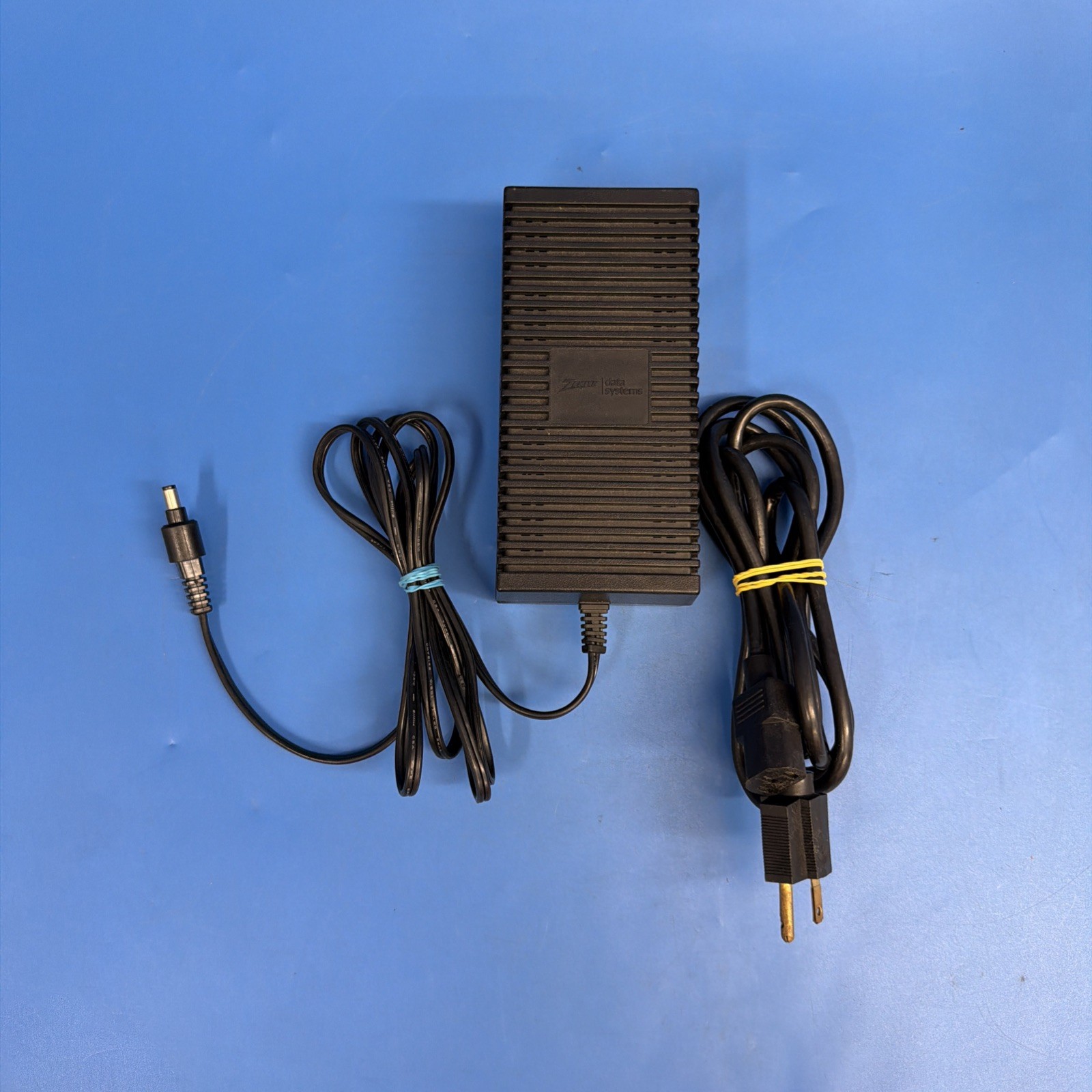 Vintage Zenith Data Systems 150-308 AC Power Adapter 16.5V 2A OEM Japan Vintage Zenith Data Systems 150-308 AC Power Adapter 16.5V 2A OEM Japan