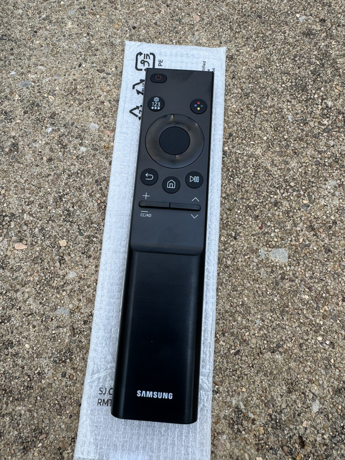 BN59-01388L Samsung TV Remote Control Brand New Open Box