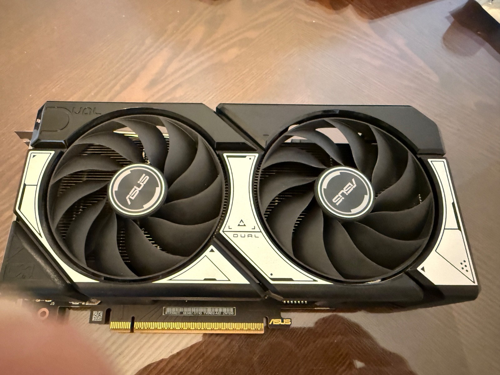 ASUS Dual GeForce RTX™ 5060 Ti 8GB GDDR7 OC Edition ASUS Dual GeForce RTX™ 5060 Ti 8GB GDDR7 OC Edition