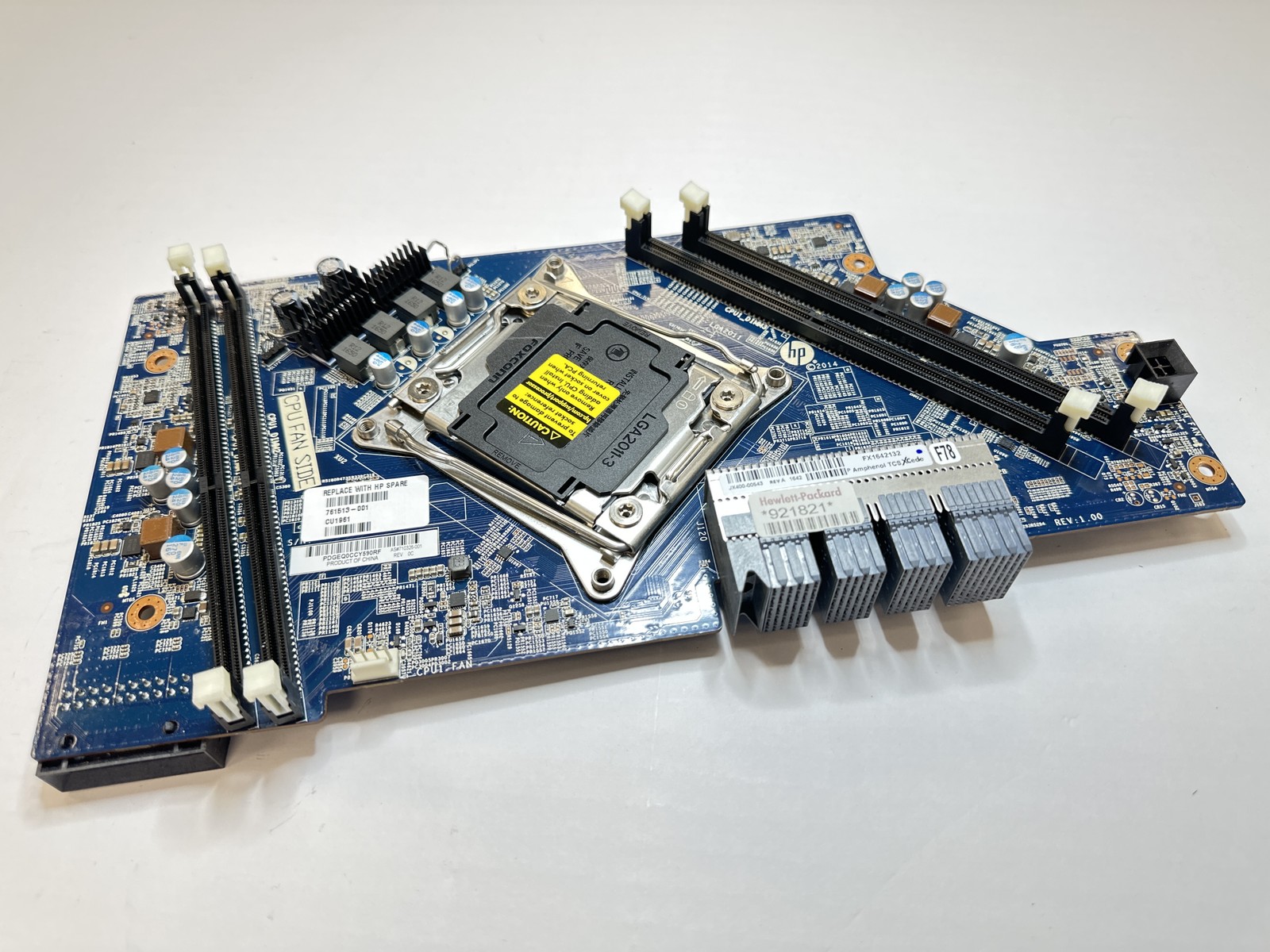 710326-001 HP Z640 second CPU riser board with LGA2011-3 socket 710326-001 HP Z640 second CPU riser board with LGA2011-3 socket