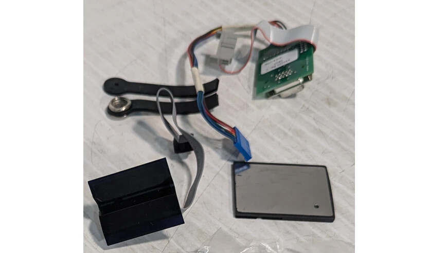 Small lot of electronic components, including WiFi Card, 3 Pieces Small lot of electronic components, including WiFi Card, 3 Pieces