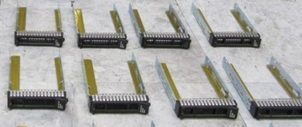 8 IBM Lenovo X3850 X6 M6 00E7600 L38552 2.5\ 8 IBM Lenovo X3850 X6 M6 00E7600 L38552 2.5\