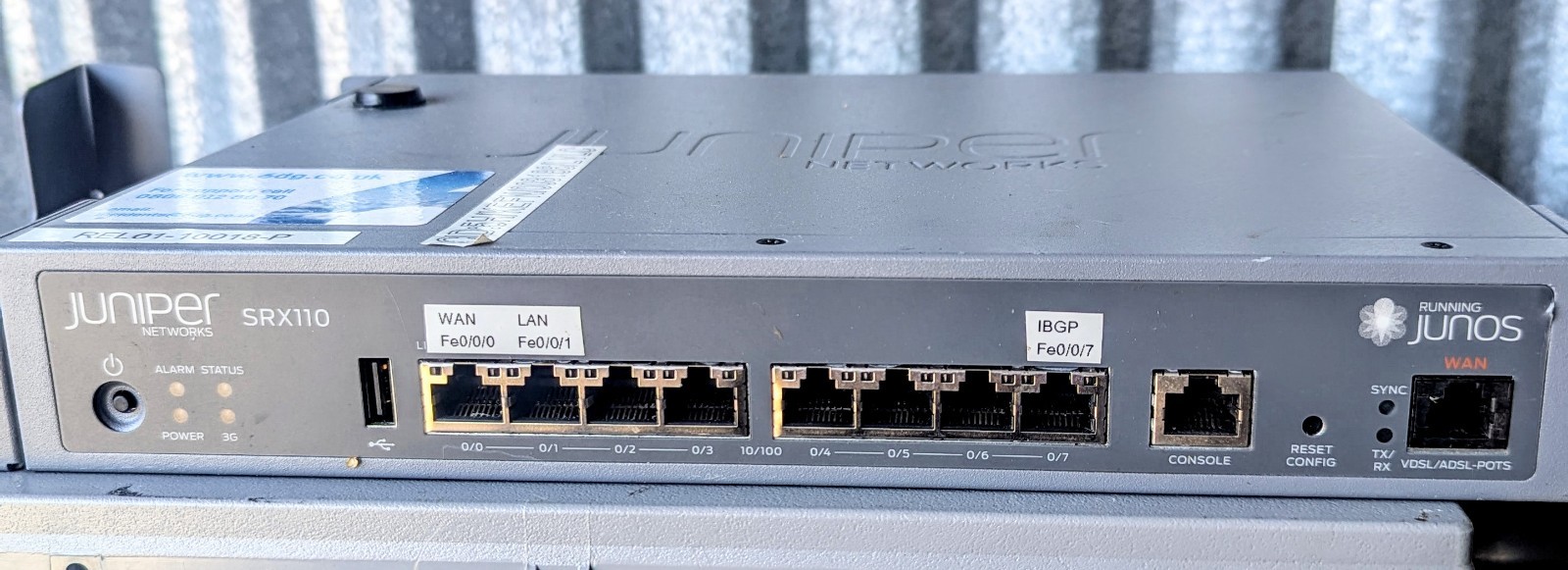 Pre-Owned Grey Juniper Networks SRX110 Running Junos no power adapter