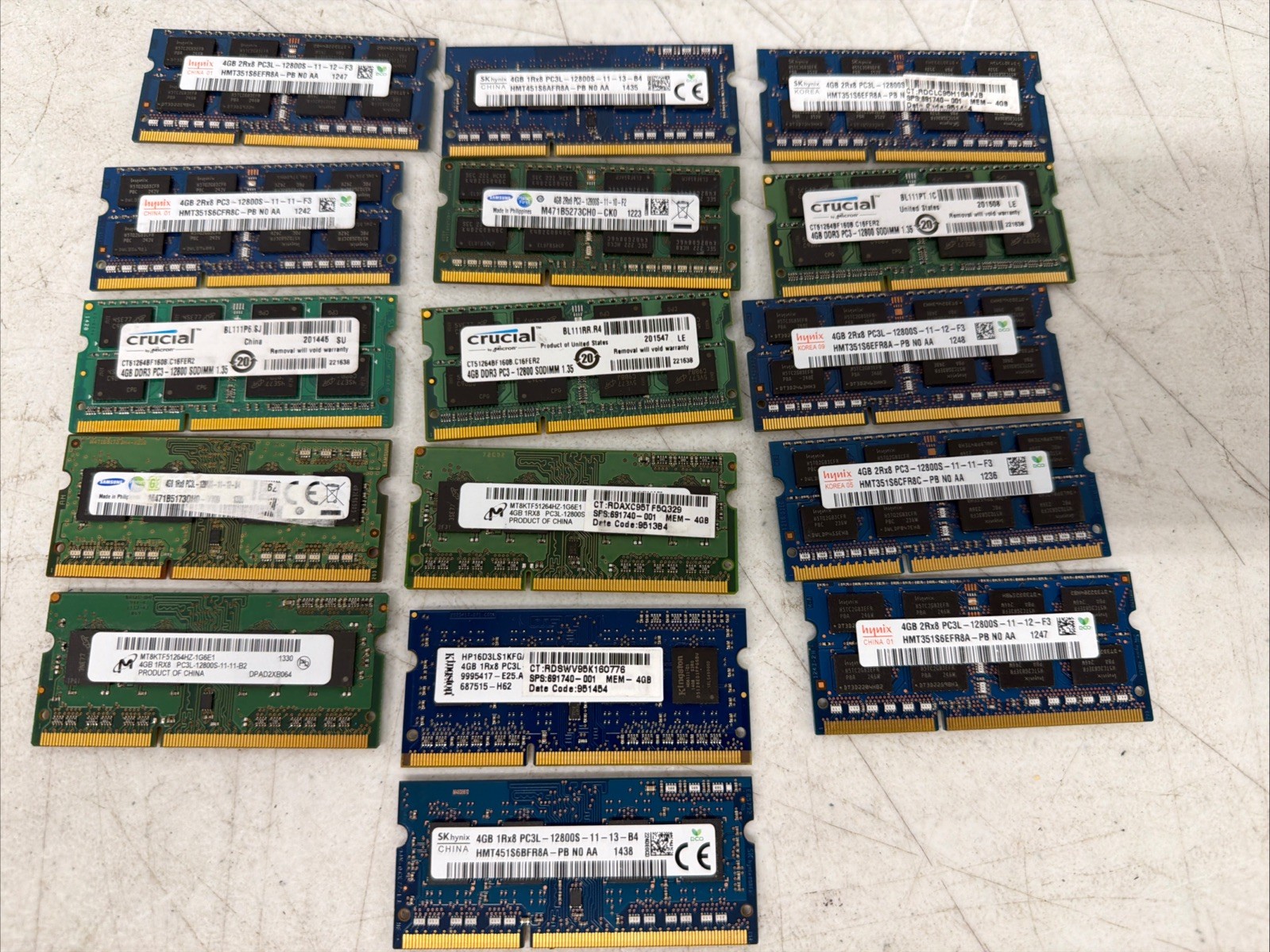 Lot of 16 - 4GB DDR-3 SODIMM RAM Crucial /Micron /Sk Hynix Mixed Lot of 16 - 4GB DDR-3 SODIMM RAM Crucial /Micron /Sk Hynix Mixed