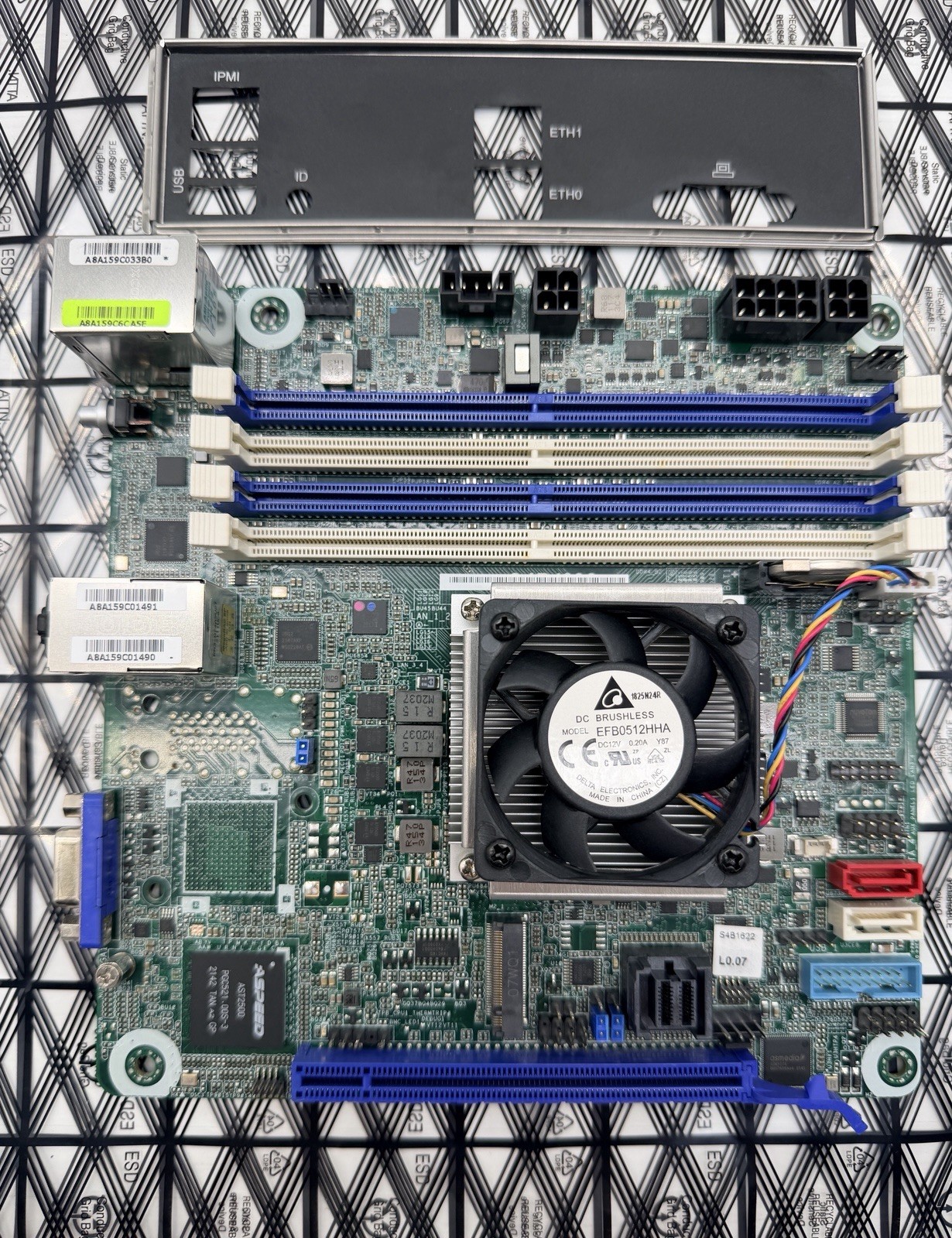 ASRock Rack D1622D4I Datto S4B1622 : Intel Xeon D-1622 ITX Motherboard for NAS ASRock Rack D1622D4I Datto S4B1622 : Intel Xeon D-1622 ITX Motherboard for NAS