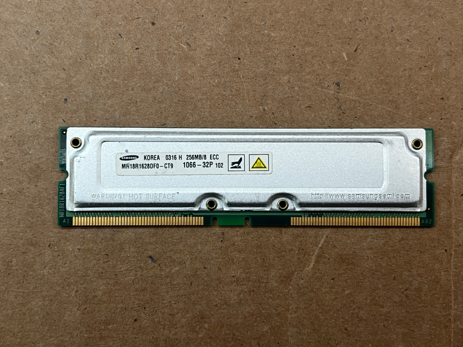 Samsung MR18R1628DF0-CT9 256MB Rambus ECC PC 1066 1066Mhz RAM