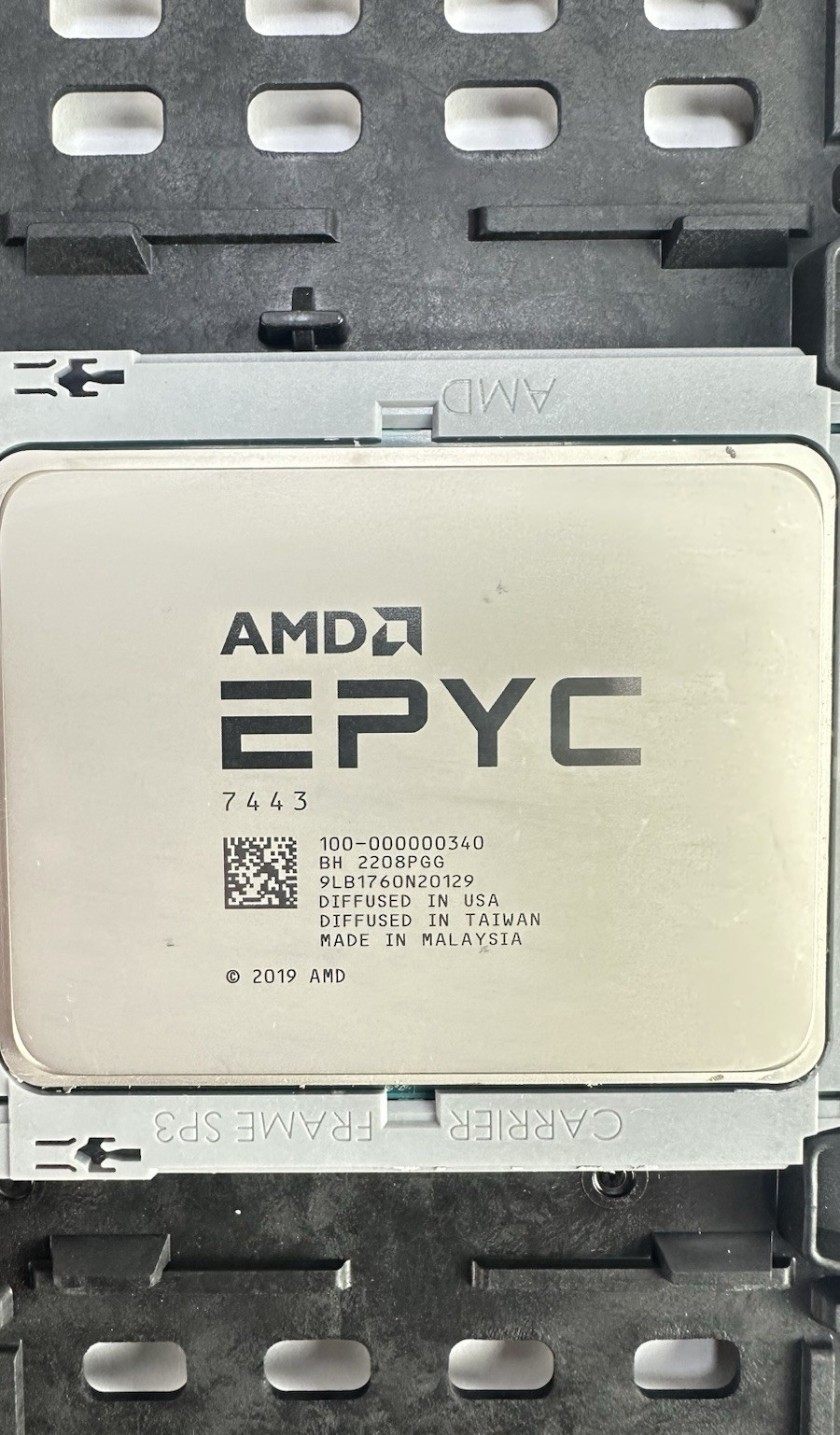AMD EPYC 24 Core 7443 2.85GHz 200W CPU Unlocked 100-000000340 Milan 24C AMD EPYC 24 Core 7443 2.85GHz 200W CPU Unlocked 100-000000340 Milan 24C