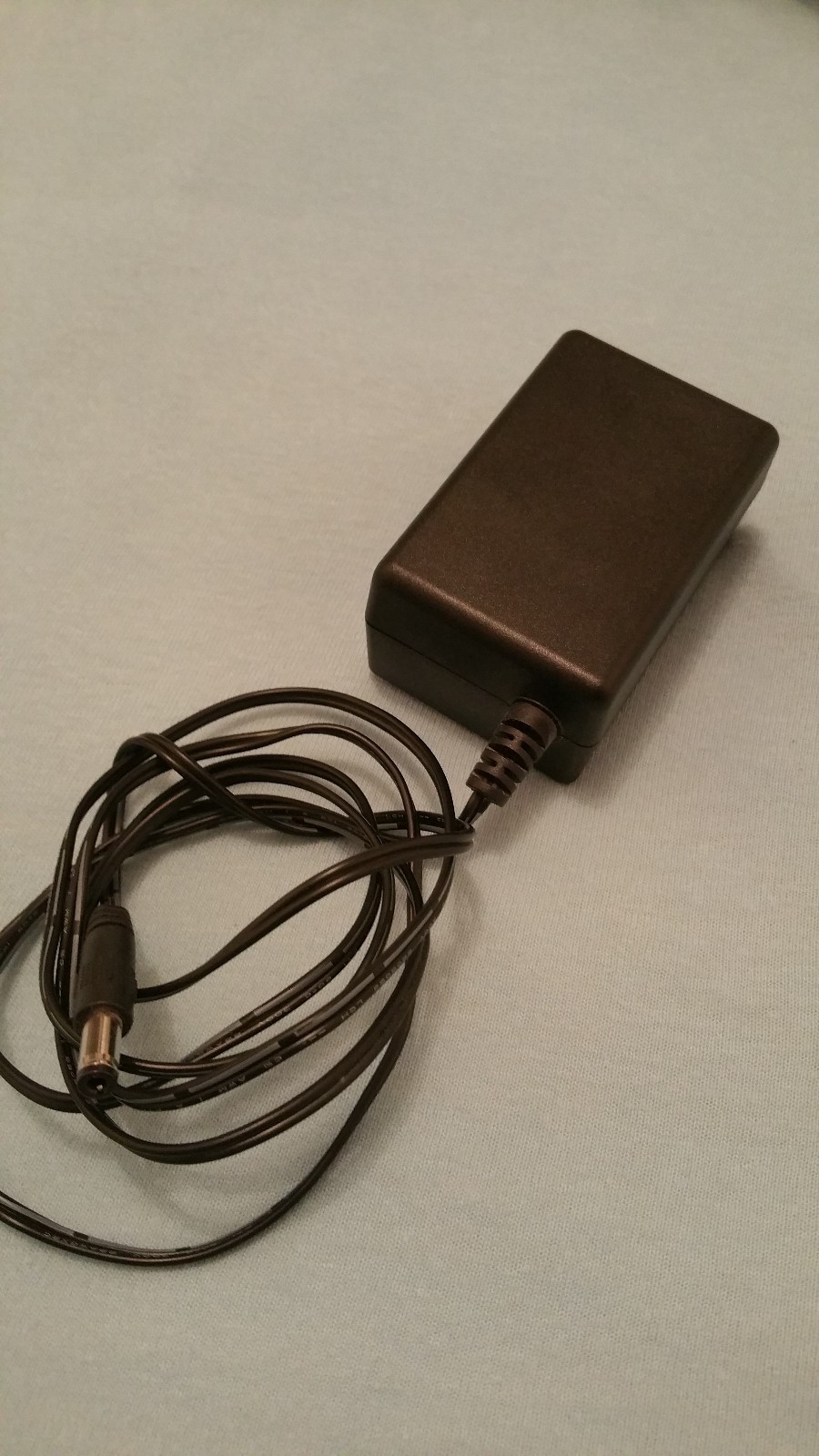 Original LaCie power supply for including STARCK-HDD - WA-24E12 Original LaCie power supply for including STARCK-HDD - WA-24E12