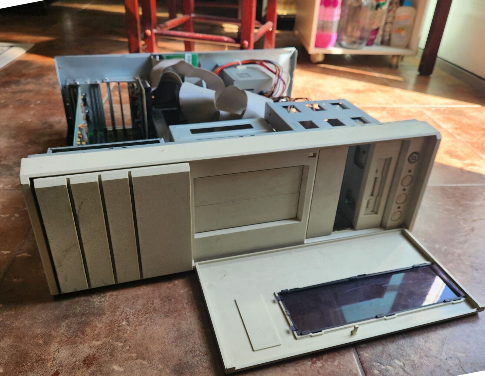 Commodore Amiga A4000T Tower  Computer 1995