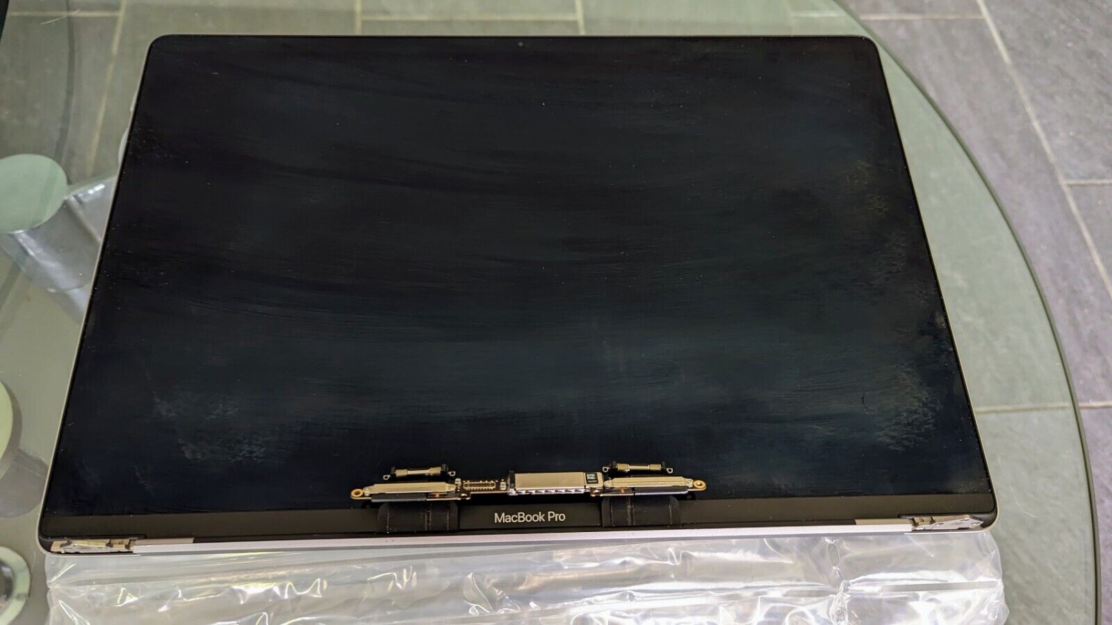 Apple Genuine OEM 2019 MacBook Pro 16-inch A2141 LCD Screen Display Assembly