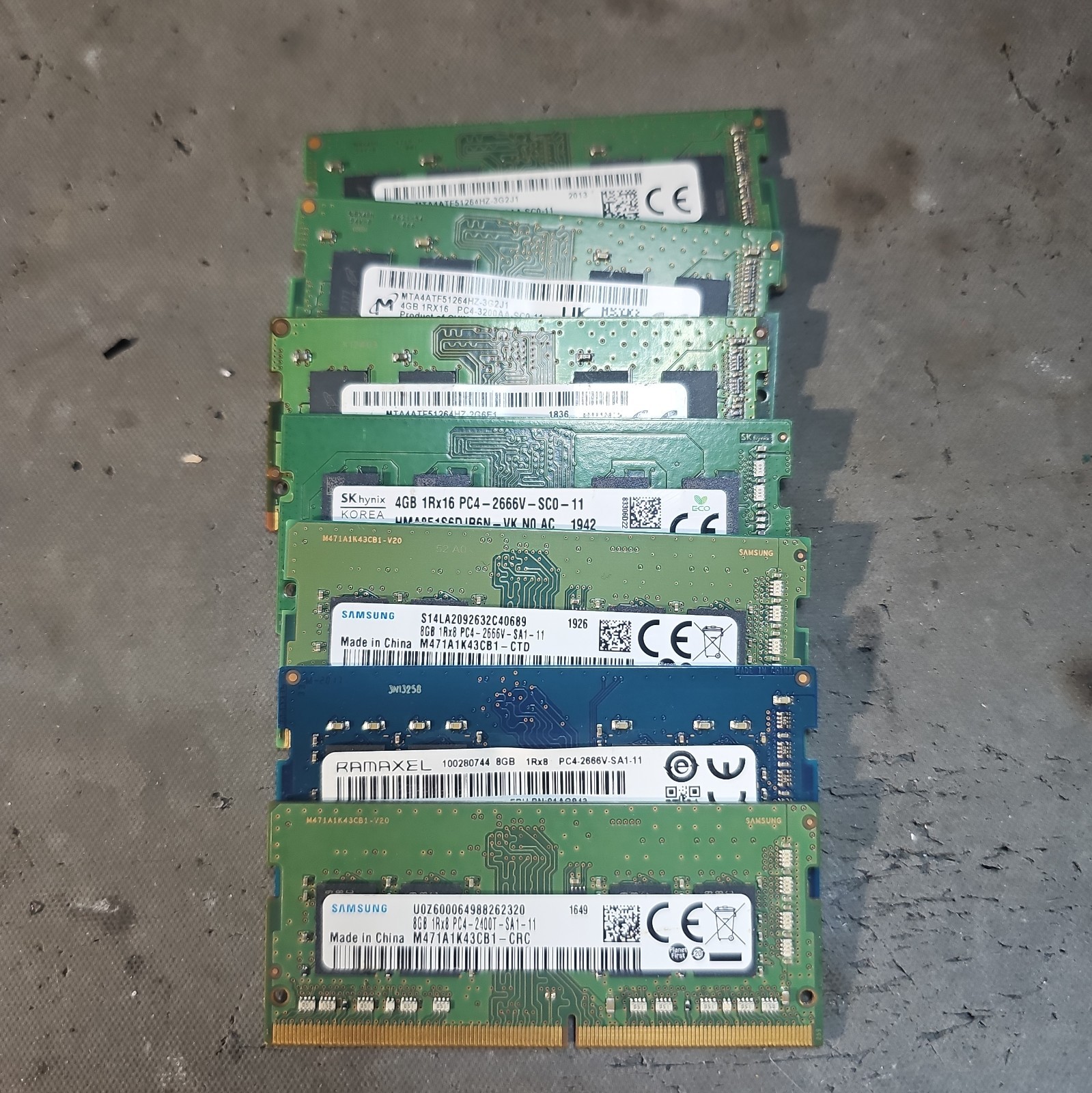 Sodimm DDR4 LOT OF 7 USED WORKING Sodimm DDR4 LOT OF 7 USED WORKING