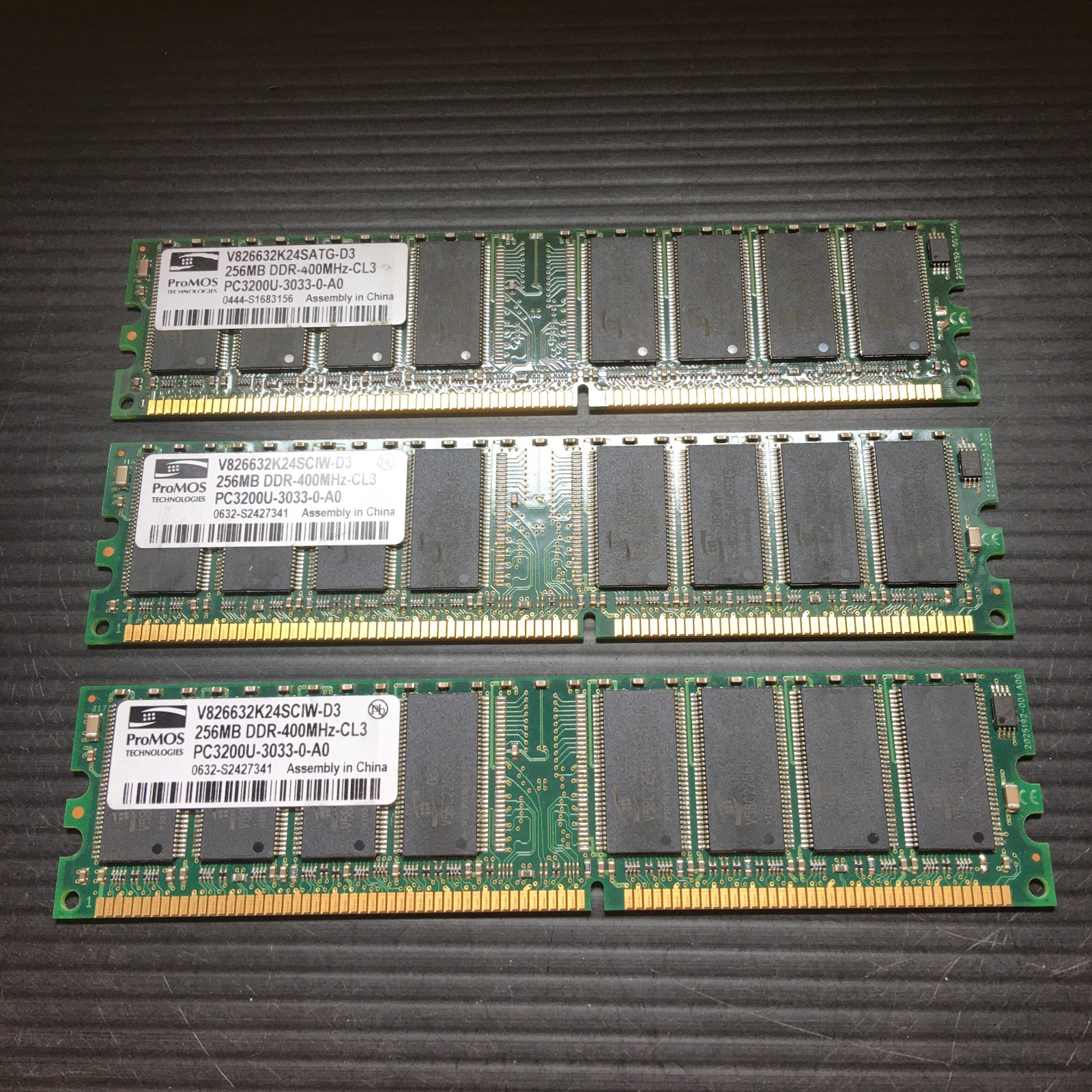 3PCS ProMOS V826632K24SCIW-D3 256MB DDR-400MHz-CL3 PC3200U-3033-0-A0 PC Memory 3PCS ProMOS V826632K24SCIW-D3 256MB DDR-400MHz-CL3 PC3200U-3033-0-A0 PC Memory