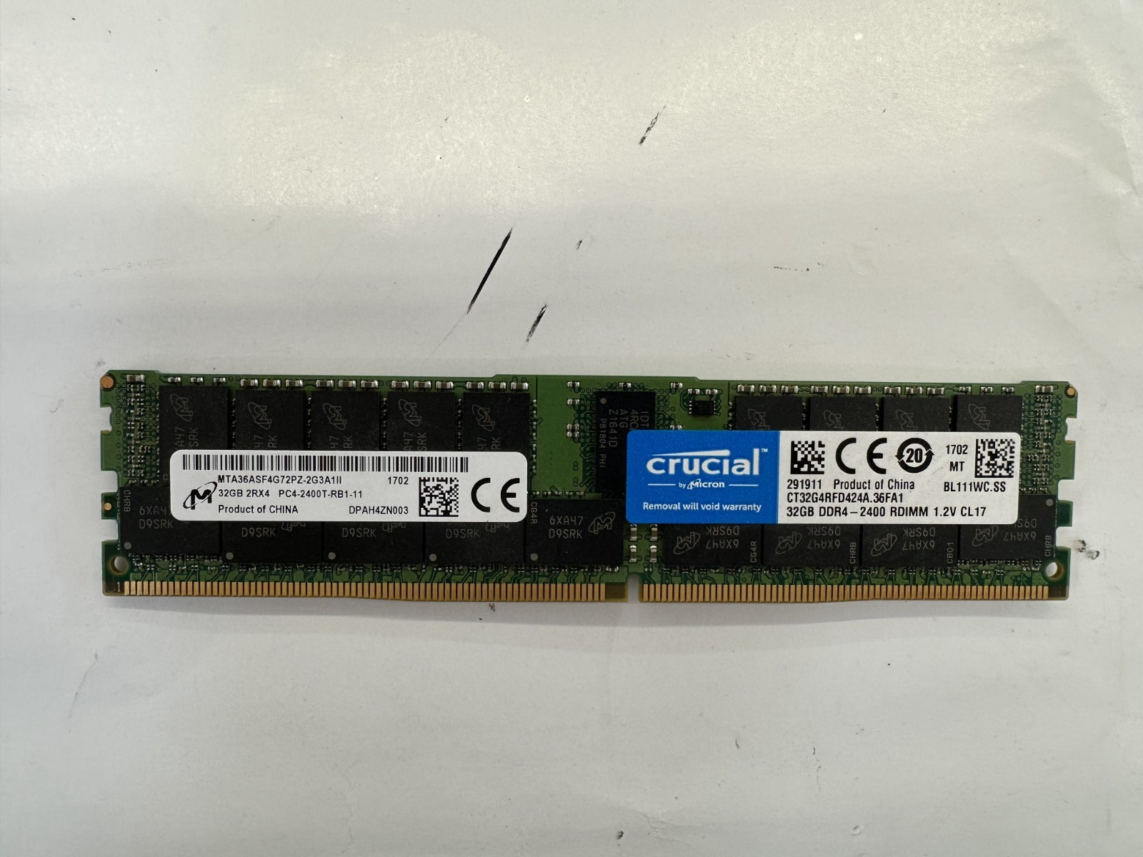 Micron Crucial CT32G4RFD424A 32GB DDR4-2400 Memory Micron Crucial CT32G4RFD424A 32GB DDR4-2400 Memory