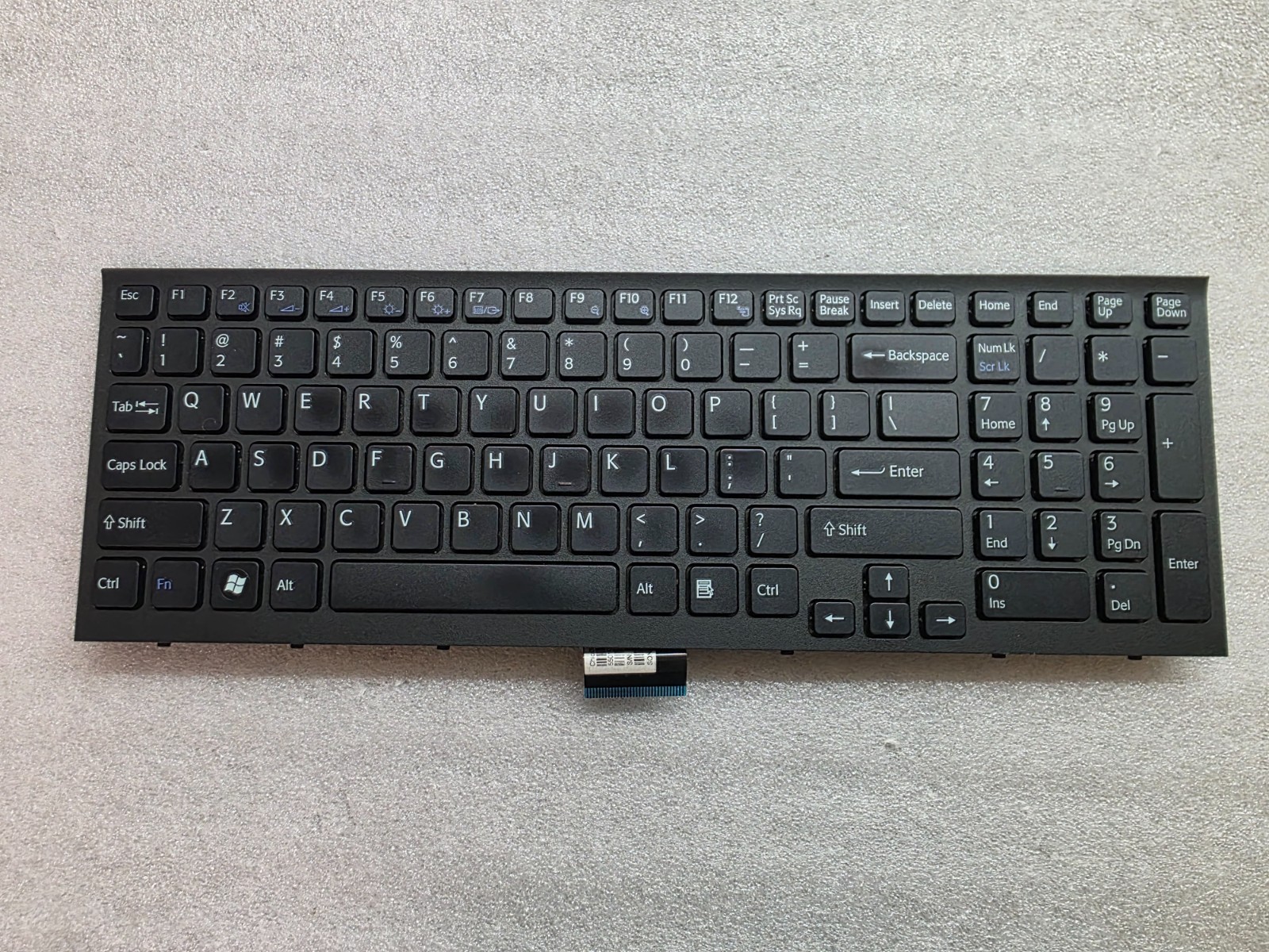 GENUINE Sony VAIO PCG-71312L Keyboard 148792821 TESTED FAST US SHIPPING GENUINE Sony VAIO PCG-71312L Keyboard 148792821 TESTED FAST US SHIPPING