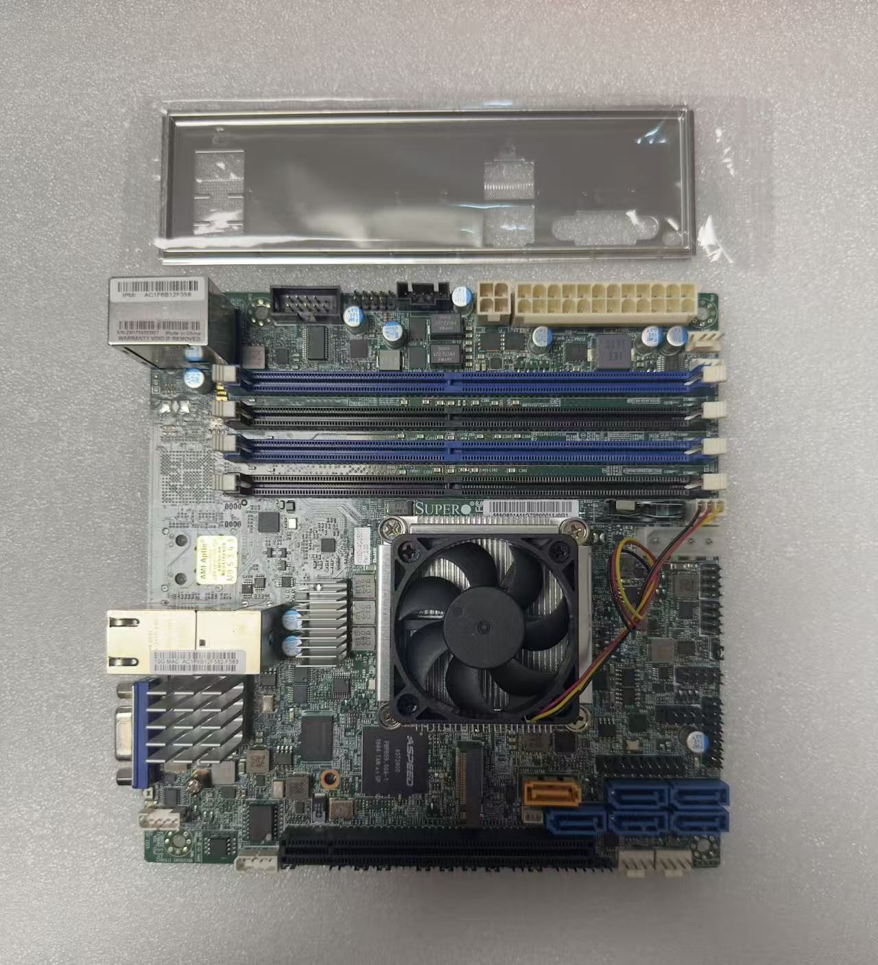 Supermicro X10SDV-4C-TLN2F ITX Motherboard XEON D1521 Dual 10Gigabit network por Supermicro X10SDV-4C-TLN2F ITX Motherboard XEON D1521 Dual 10Gigabit network por