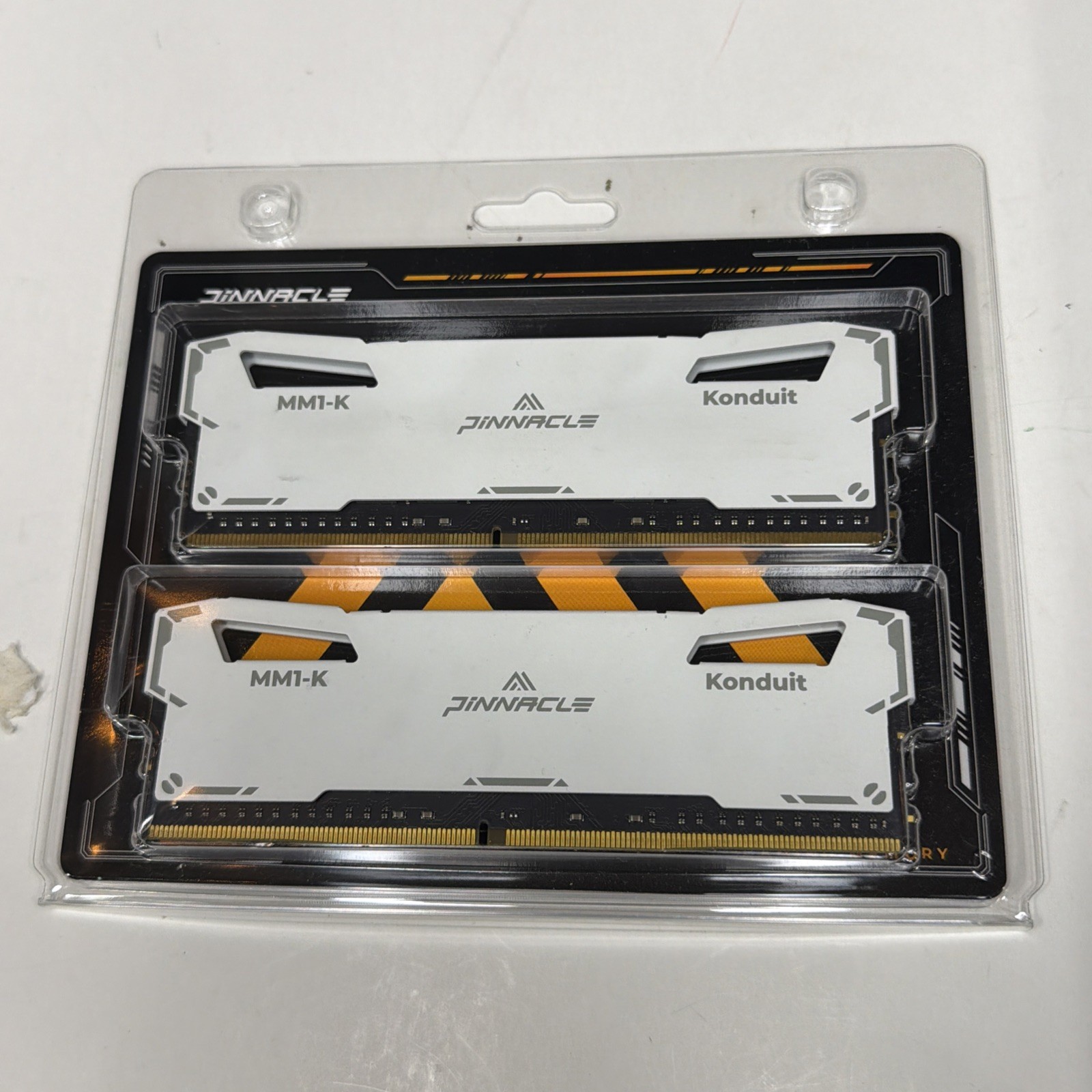 Timetec Pinnacle Konduit 32GB (16GB)  DDR4 3200MHz PC4-25600 CL16-18-18-38