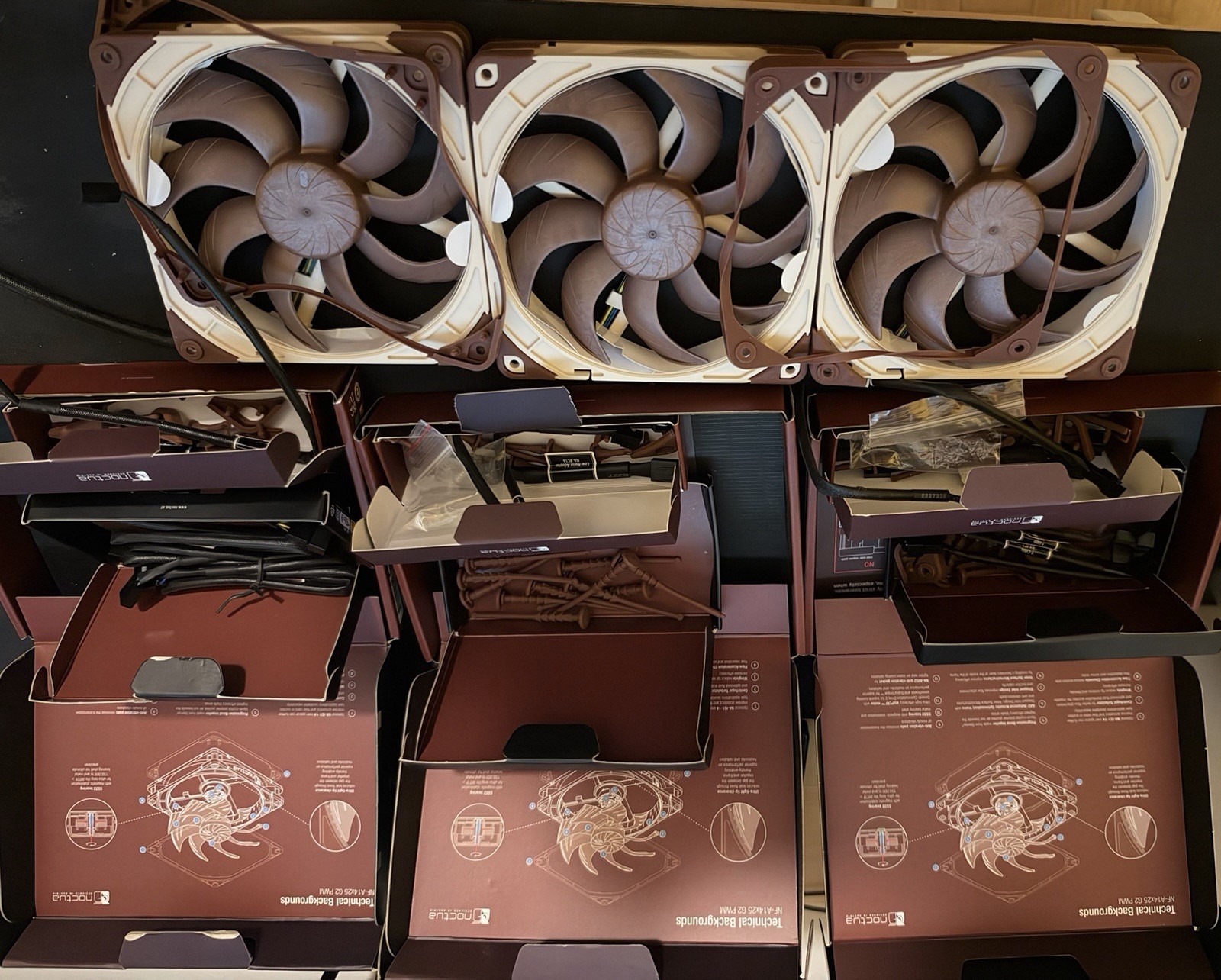 3 Noctua NF-A14x25 G2 PWM, High-Performance Quiet Fan 140mm