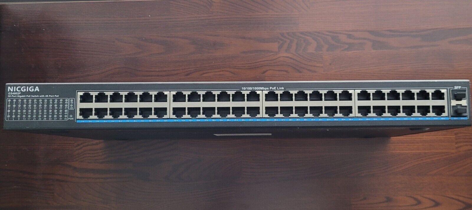 50 Port Gigabit PoE Switch Unmanaged with 48 Port IEEE802.3af/at PoE+@400W