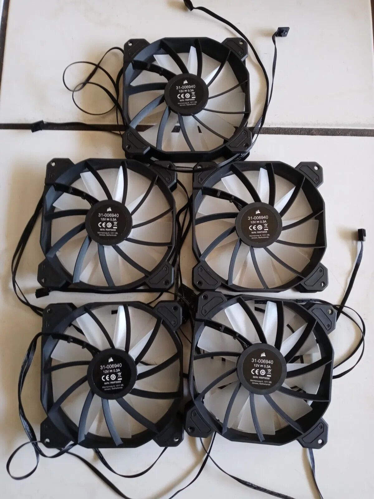 Set of 5 RGB  fans new Corsair 140mm ,12v DC 0.3A . 4pins /31006940