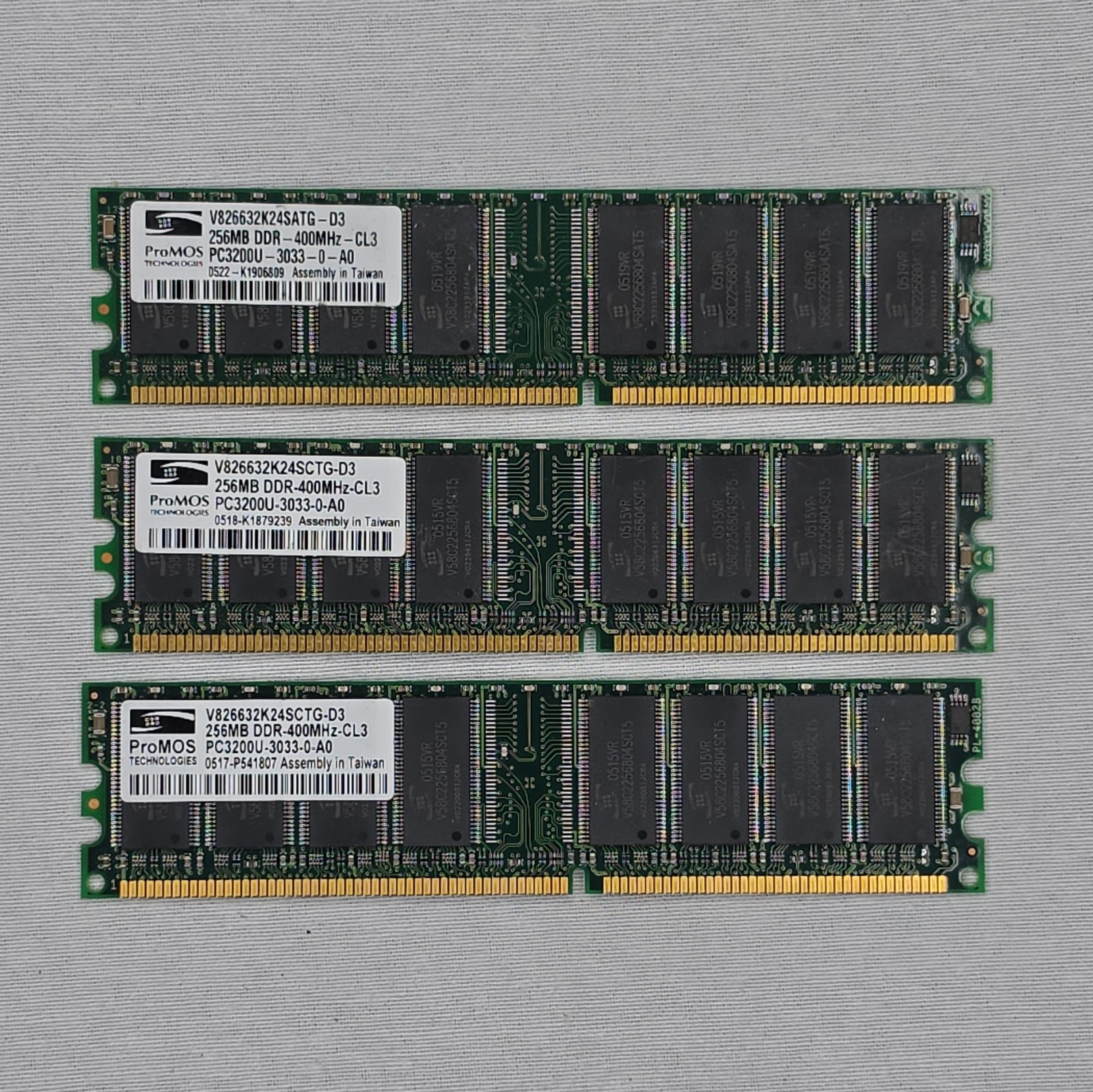 ProMOS 768MB (3x256MB) DDR SDRAM DIMM DDR-400 PC3200U 184-Pin V826632K24 ProMOS 768MB (3x256MB) DDR SDRAM DIMM DDR-400 PC3200U 184-Pin V826632K24
