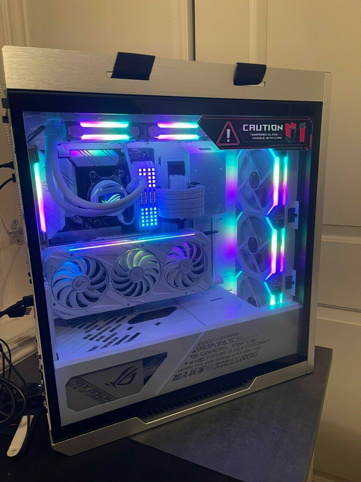 All White Rog Strix Custom Gaming PC All White Rog Strix Custom Gaming PC