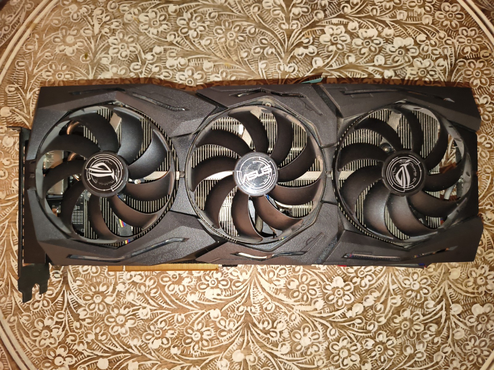 ASUS Radeon RX 5600XT TESTED ASUS Radeon RX 5600XT TESTED