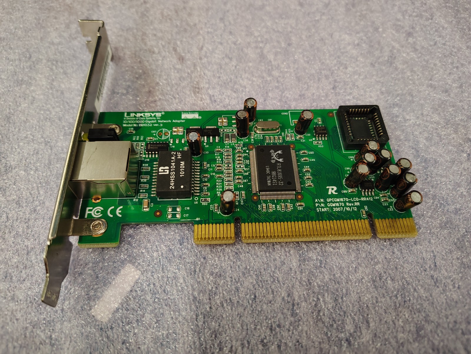 Linksys EtherFast 10/100 LAN Card networking card Linksys EtherFast 10/100 LAN Card networking card