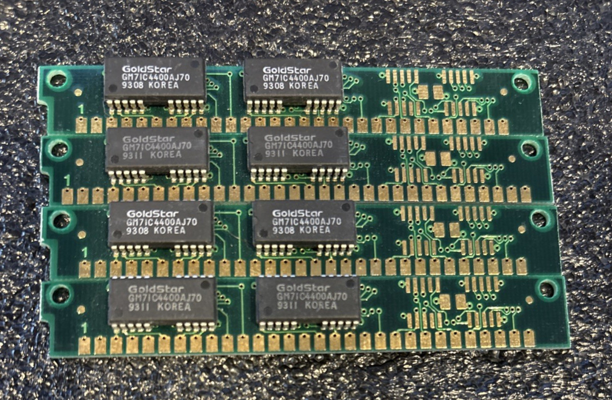 4 x 1MB 30-Pin 2-Chip 70ns FPM SIMM Memory RAM 4MB Gold PC 286 386 *Tested* 4 x 1MB 30-Pin 2-Chip 70ns FPM SIMM Memory RAM 4MB Gold PC 286 386 *Tested*