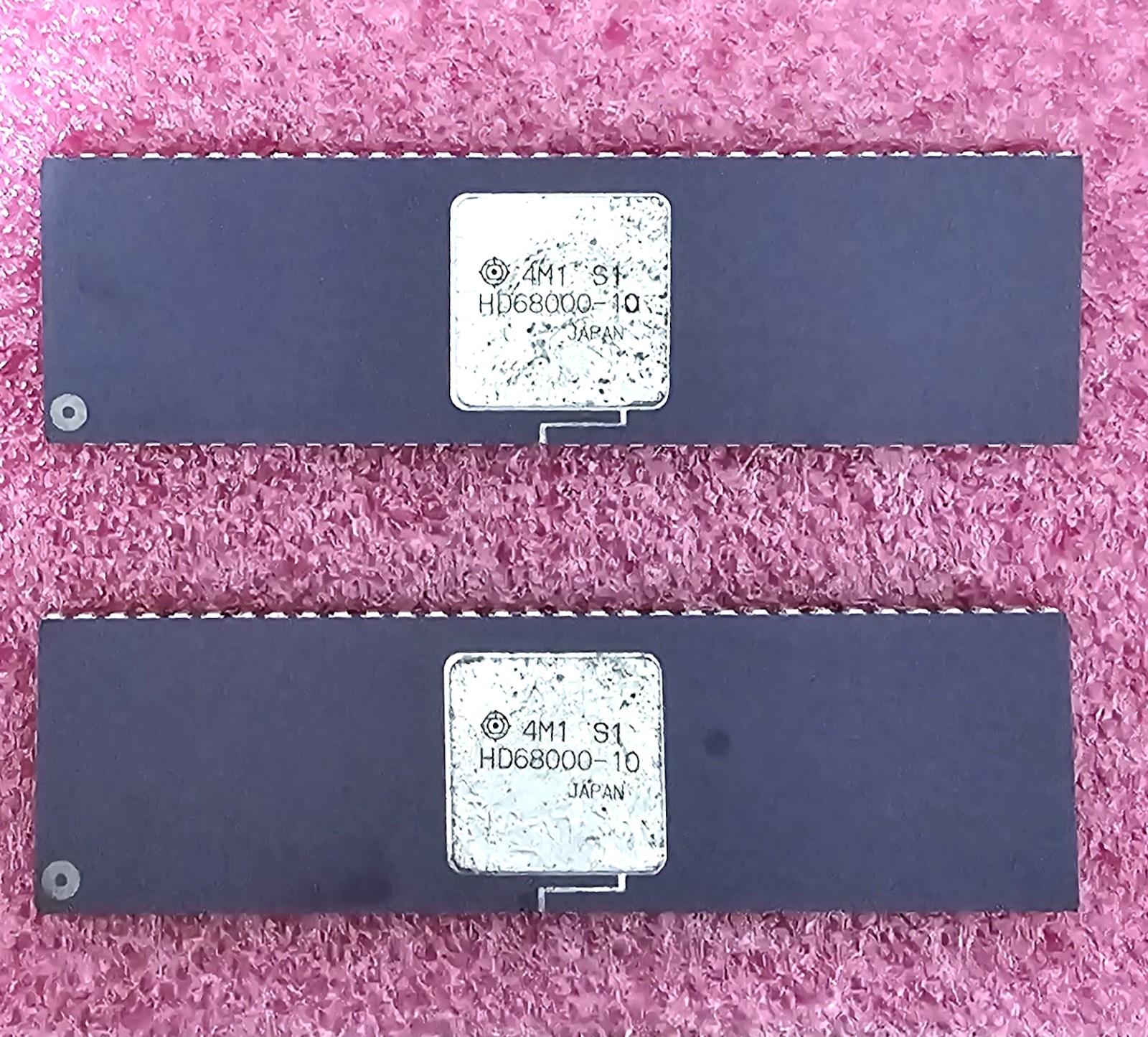 Lot of 2 Hitachi HD68000-10 MC68000 68000 Microprocessor CPU 10mhz 64pin DIP Lot of 2 Hitachi HD68000-10 MC68000 68000 Microprocessor CPU 10mhz 64pin DIP