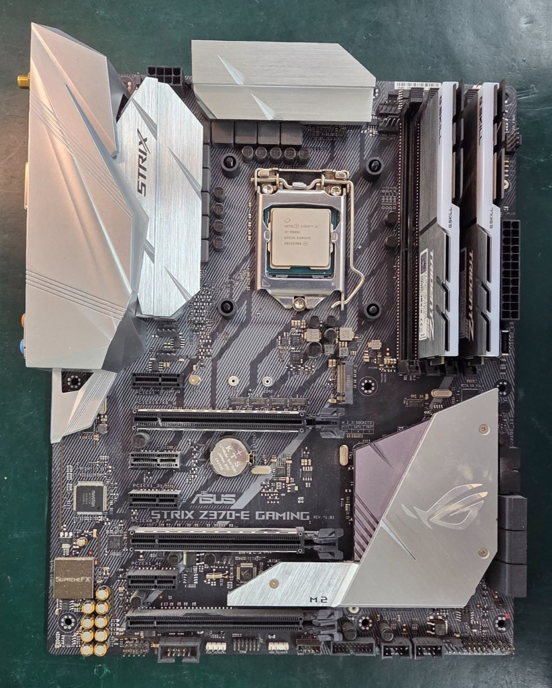 ASUS STRIX Z370-E GAMING LGA1151 Intel Motherboard + Intel I9 + 32GB Memory ASUS STRIX Z370-E GAMING LGA1151 Intel Motherboard + Intel I9 + 32GB Memory