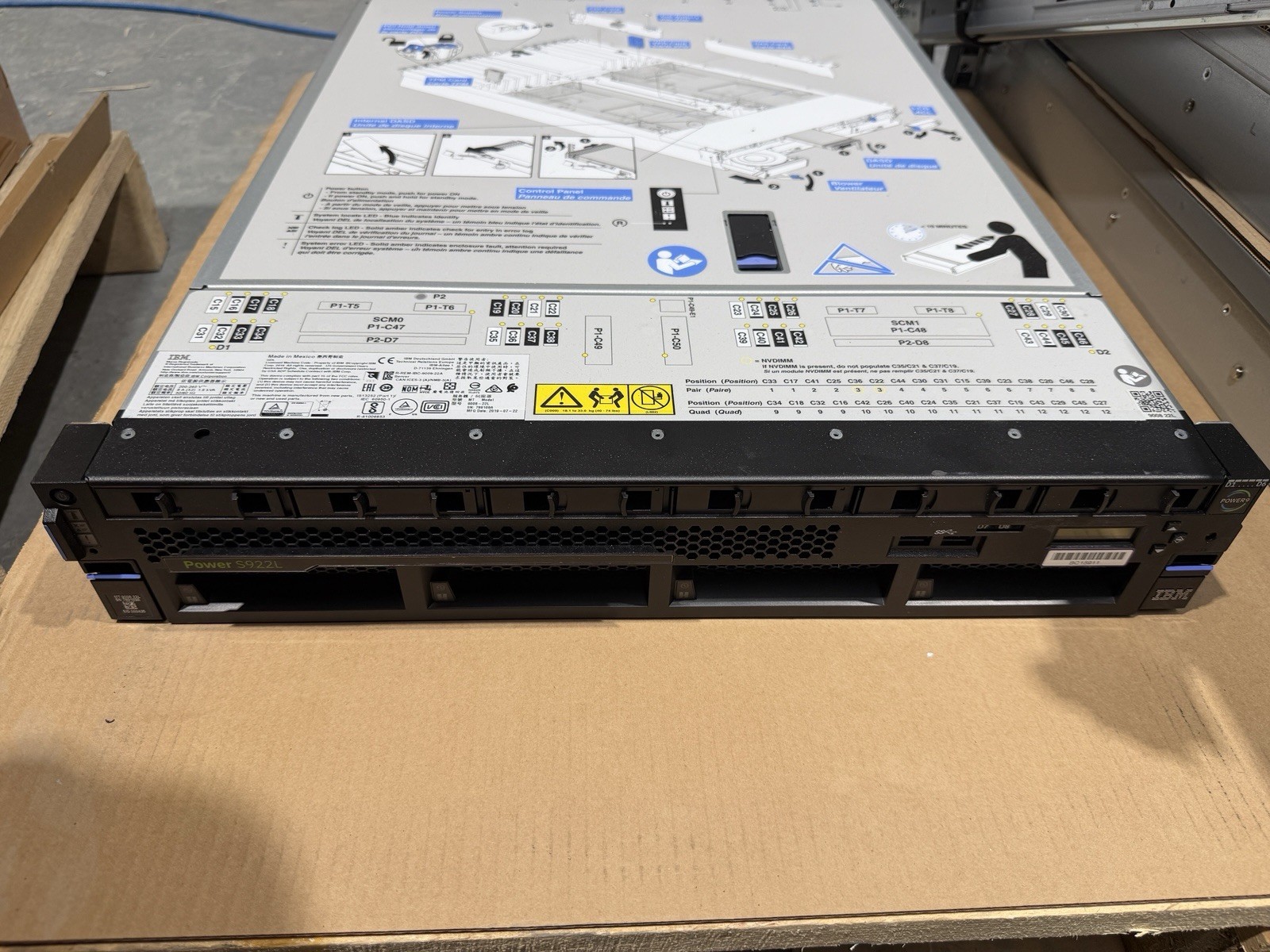 IBM Power 9 Linux L922, 2x6-Core CPU / No RAM / 2 x 1400W PSU / Rails - 9008-22L