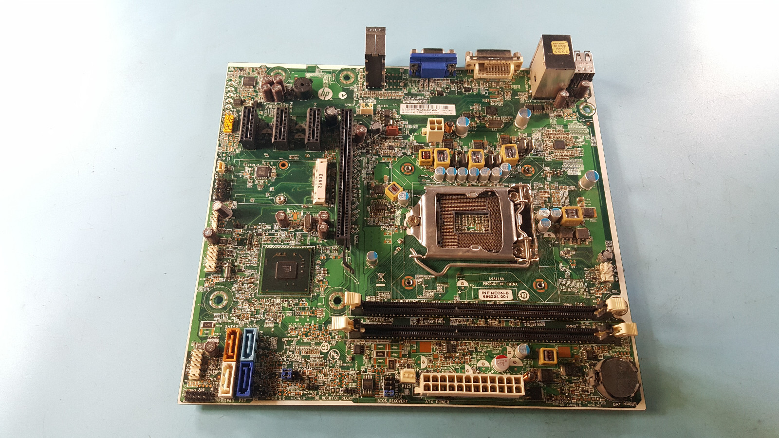 HP 696234-001 701413-001 Motherboard HP 696234-001 701413-001 Motherboard