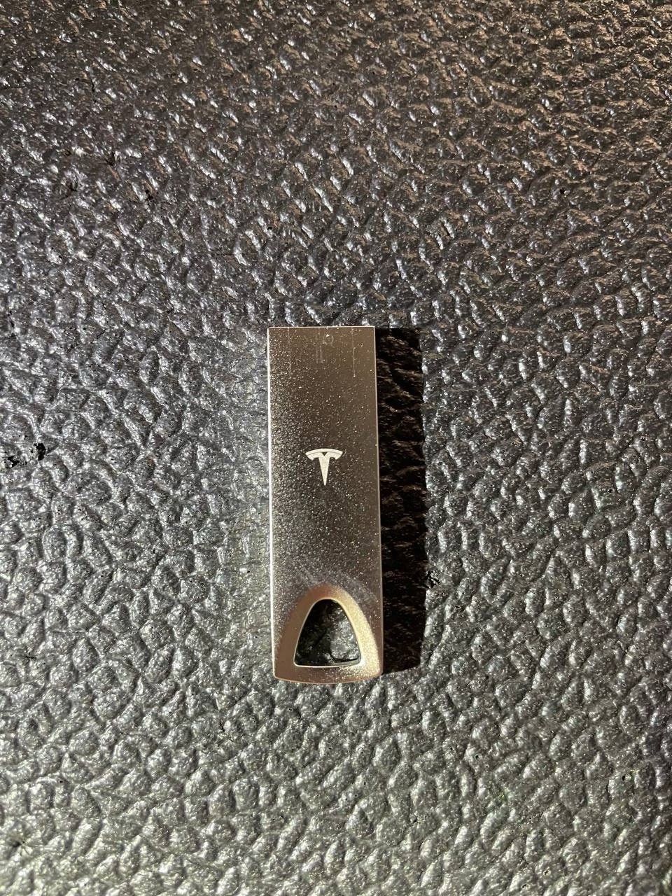Tesla 128gb usb flash drive 3.1