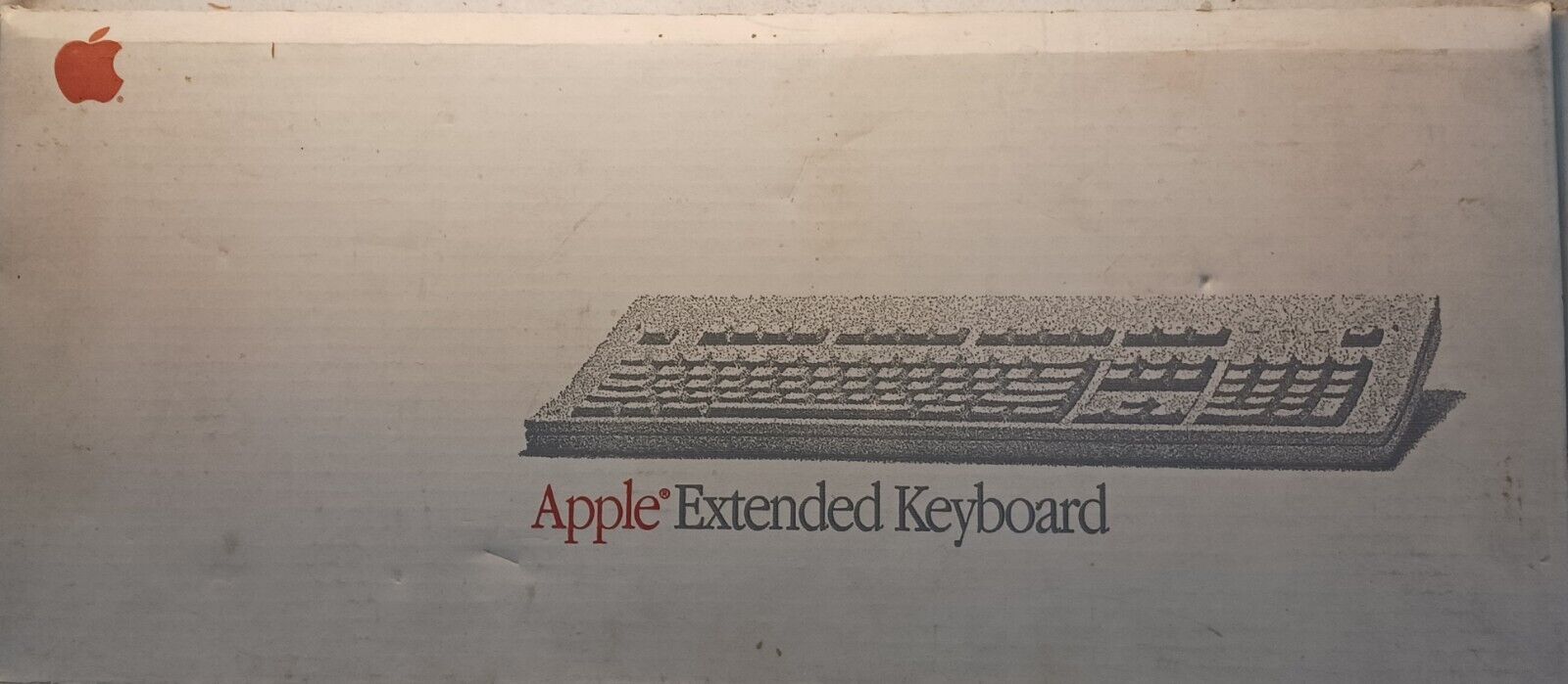 Vintage Apple M0115 White Portable  Standard Extended Keyboard Box