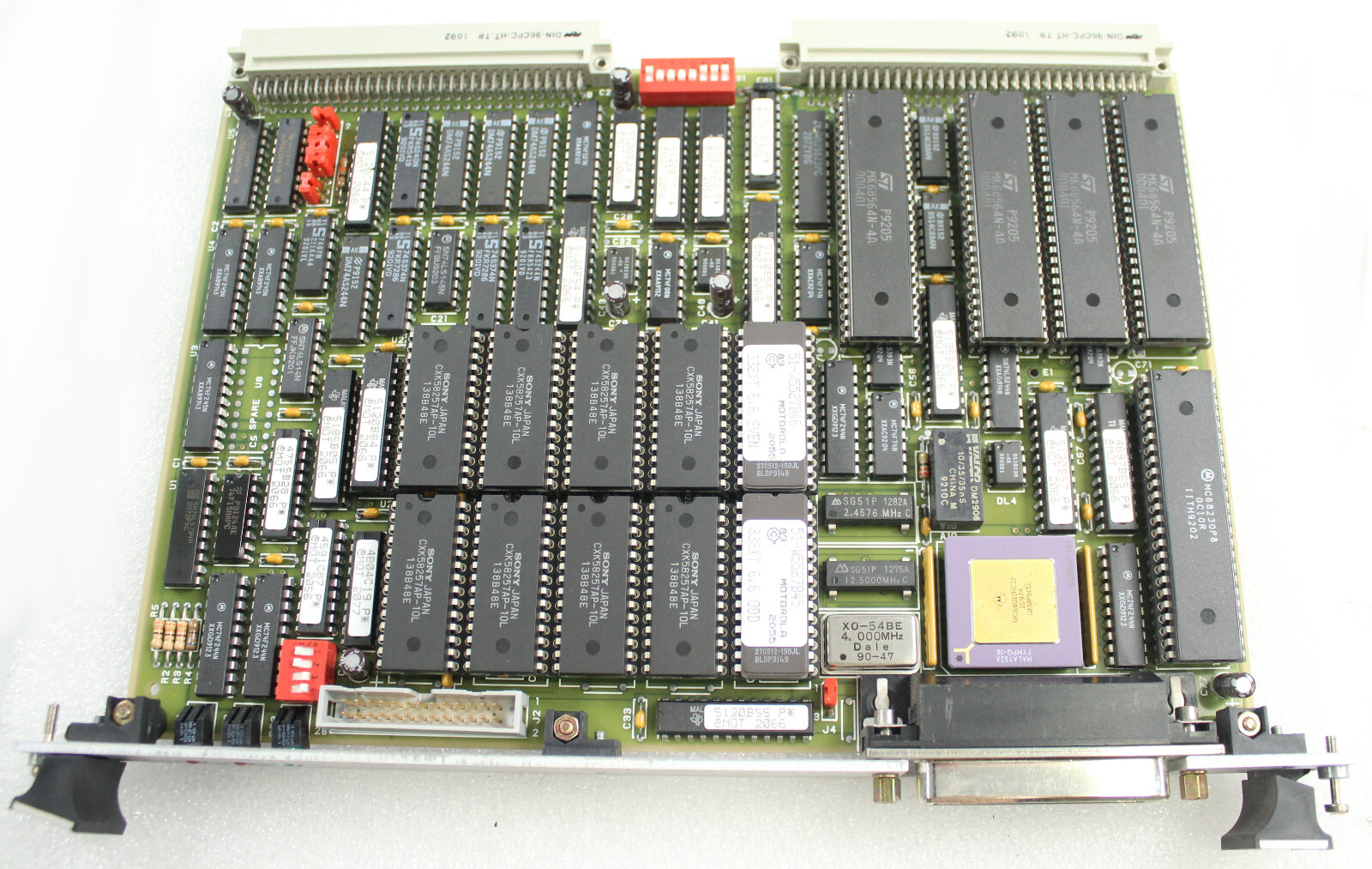 Motorola MVME 332XT Bus Controller 01-W3475B
