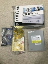 SAMSUNG CD-RW DRIVE MODEL SW-224 AMAZING CONDITION+ORIGINAL BOX    NEVER USED picture